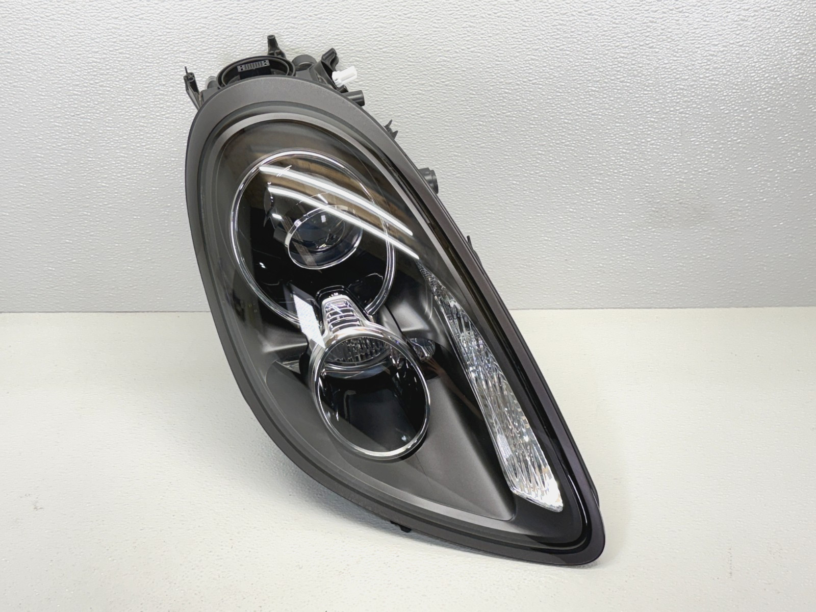 Mint 2014-2016 Porsche Cayman Boxster Right Passenger HID AFS Headlight OEM