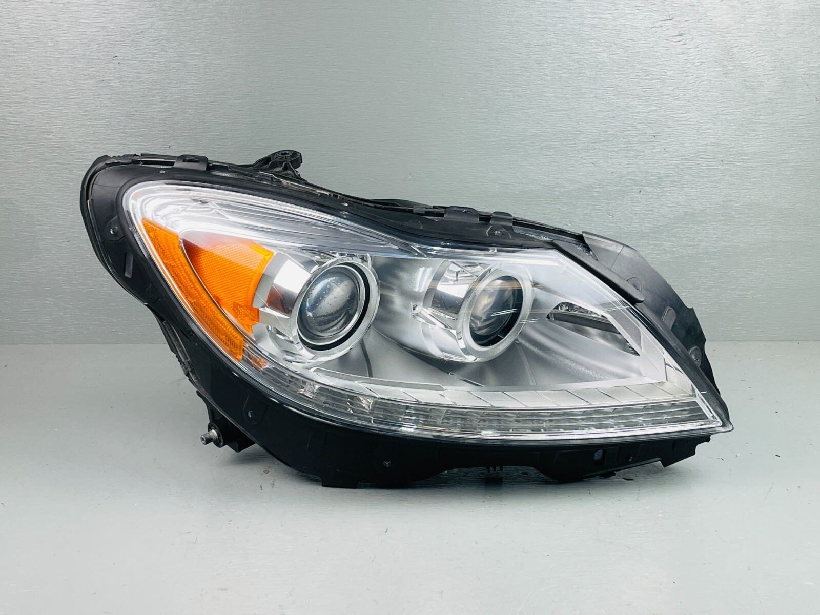 Mint 2011 - 2014 Mercedes CL-Class Right Passenger RH Xenon HID Headlight OEM