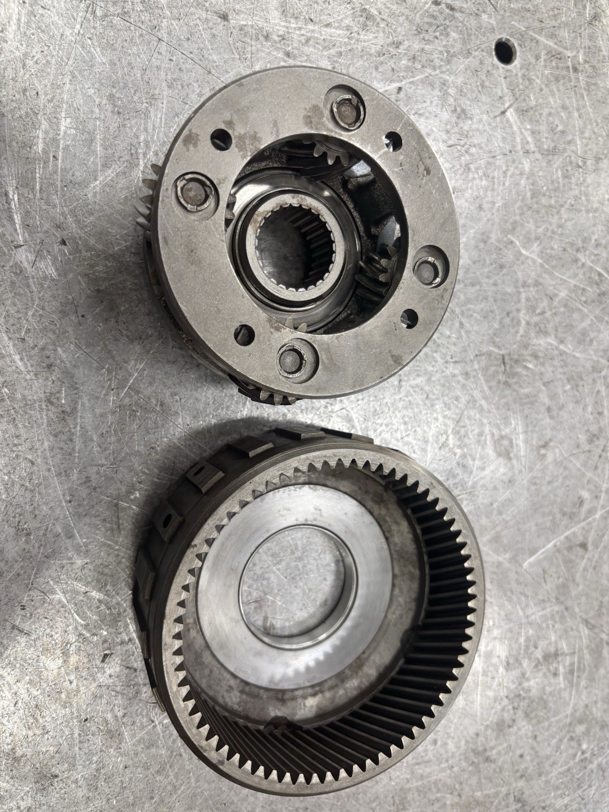 TH350 350C FRONT PLANET SET WASHER TYPE 1969 - 1986 New Bushing Installed TH350 350C FRONT PLANET SET WASHER TYPE 1969 - 1986 New Bushing Installed