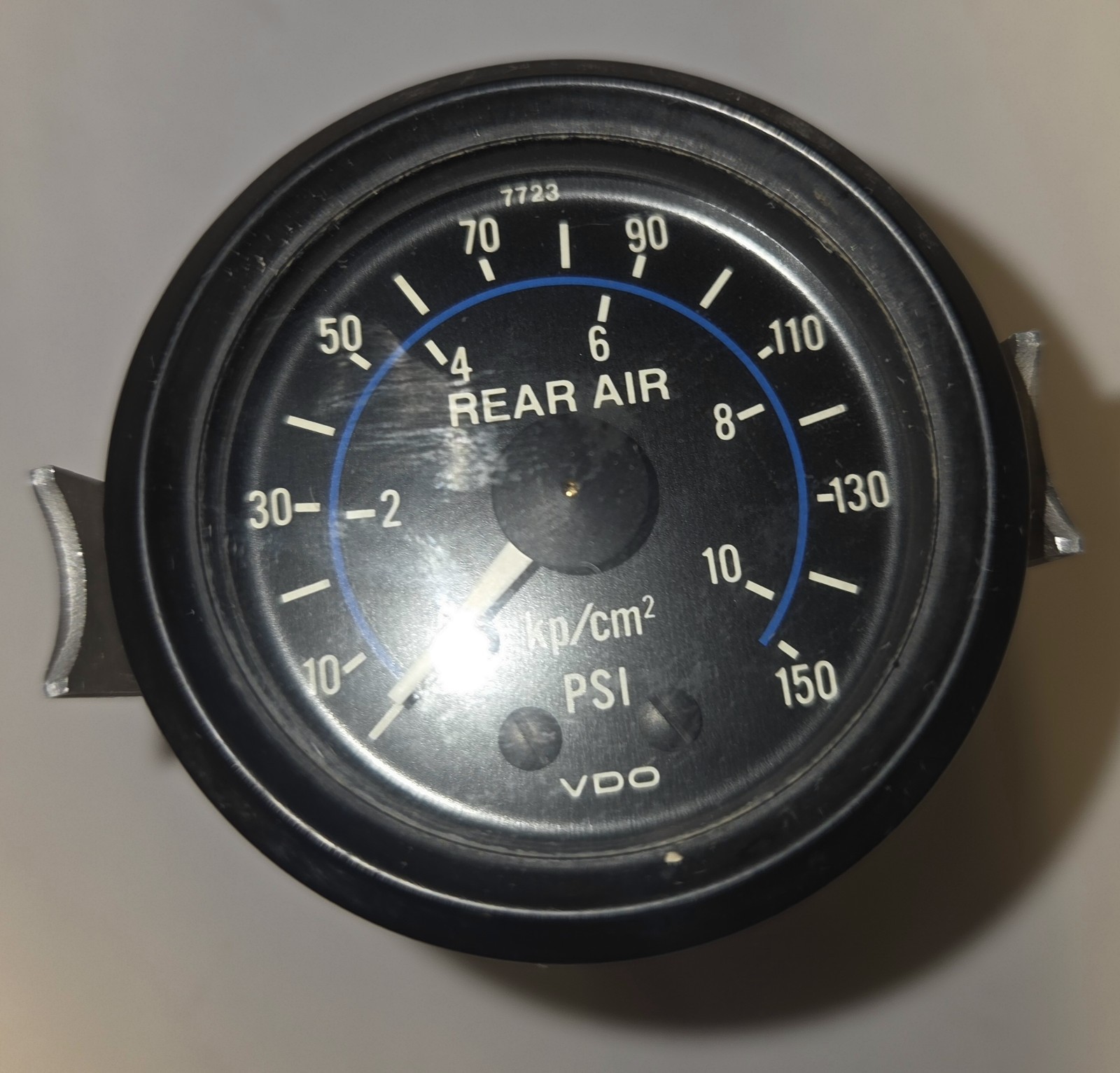 Used/Tested Rv/Motorhome  Rear Air Gauge P/N 121 015 269A