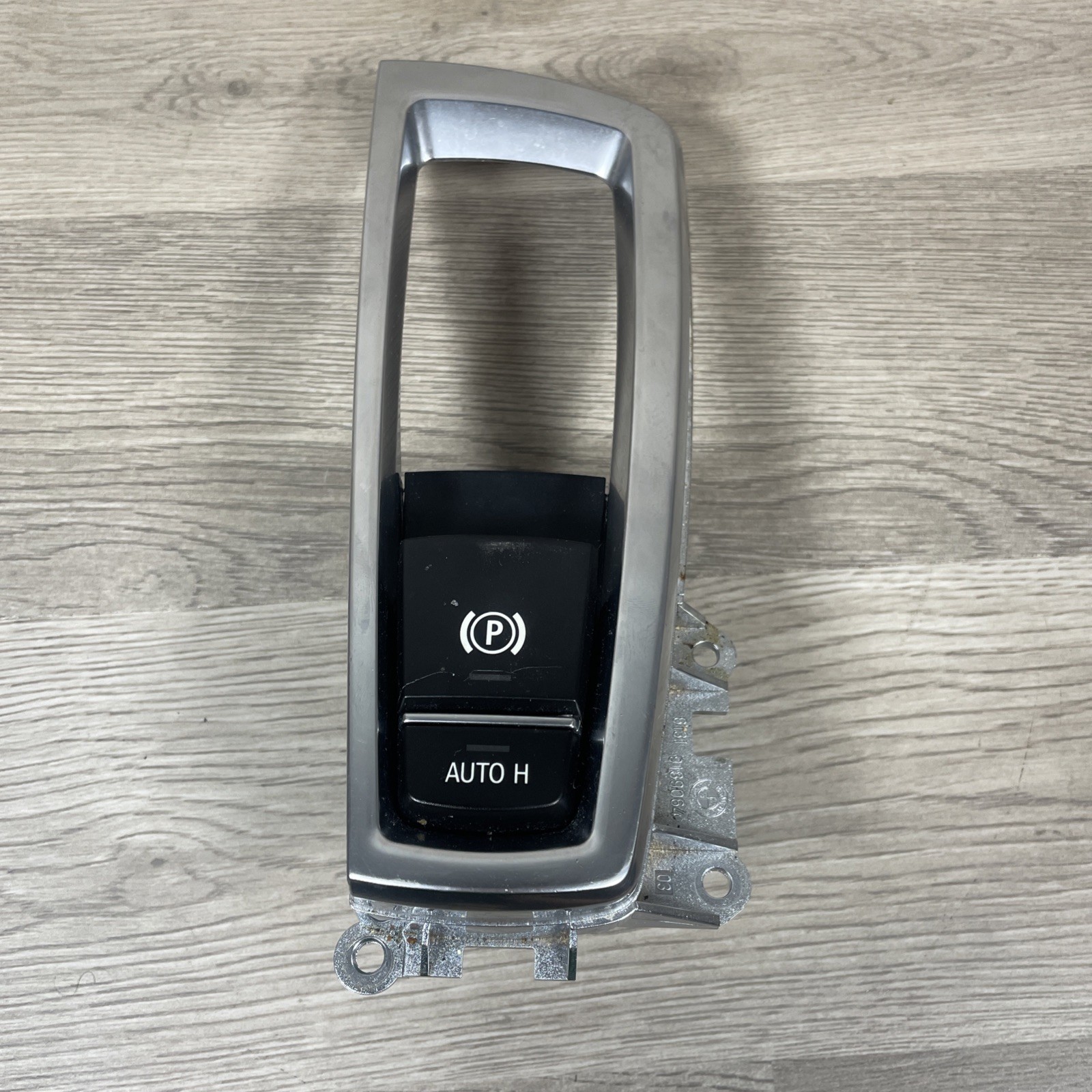 ✅11-17 BMW 528 535 550 640 650 740 750 PARKING EMERGENCY E BRAKE SWITCH W TRIM✅ ✅11-17 BMW 528 535 550 640 650 740 750 PARKING EMERGENCY E BRAKE SWITCH W TRIM✅