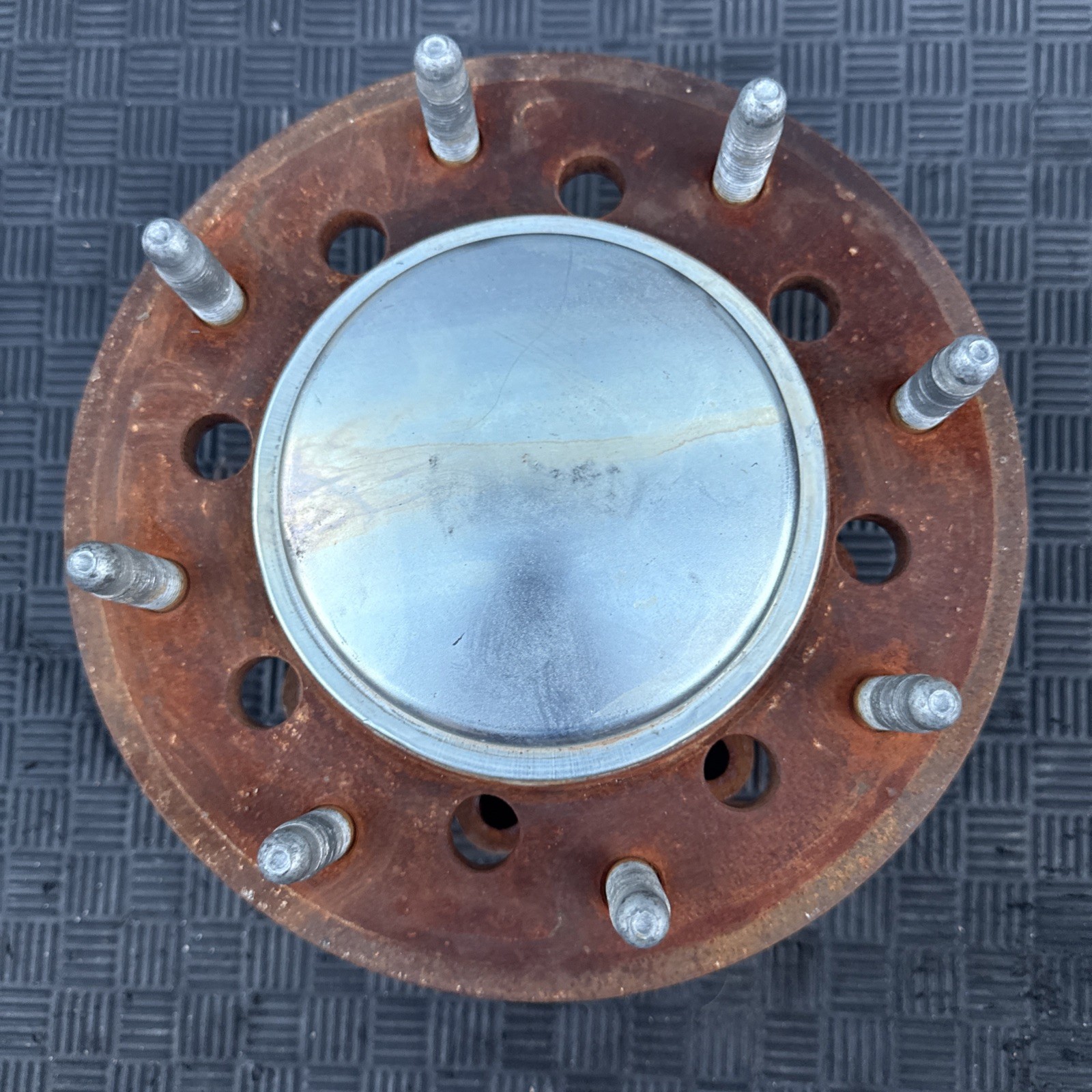 2020-2026 Chevrolet GMC 3500 Dually Front Wheel Hub Spacer OEM CLEAN 2020-2026 Chevrolet GMC 3500 Dually Front Wheel Hub Spacer OEM CLEAN
