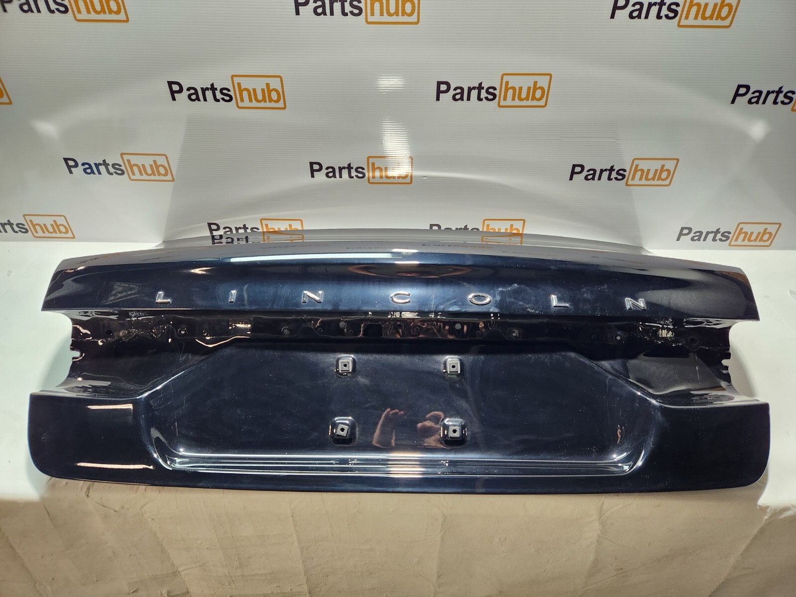 2017-20 Lincoln Continental Rear Trunk Lid Black OEM