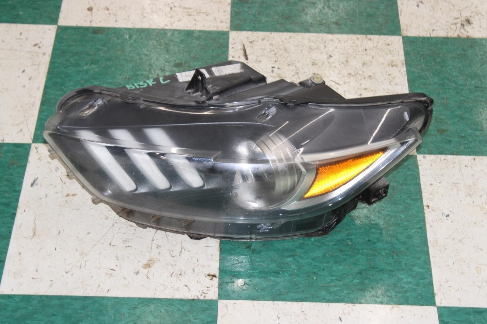 ⚠️DMG⚠️ 15-22 Mustang Driver Side Left LH Headlight Headlamp Lamp Xenon HID OEM