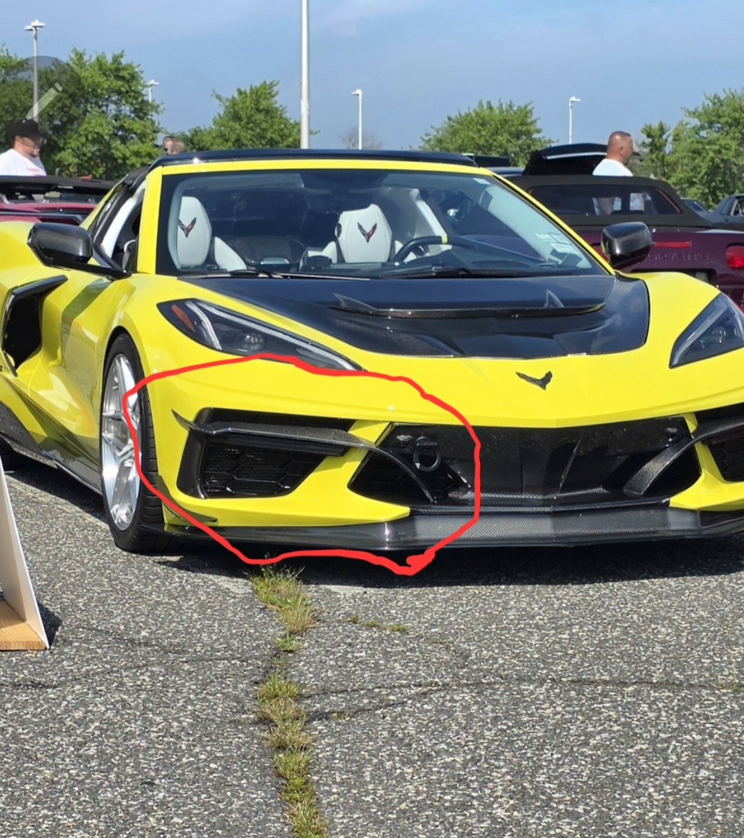 REAL CARBON front bumper splitter canards, 2020-2026 C8 corvette stingray REAL CARBON front bumper splitter canards, 2020-2026 C8 corvette stingray