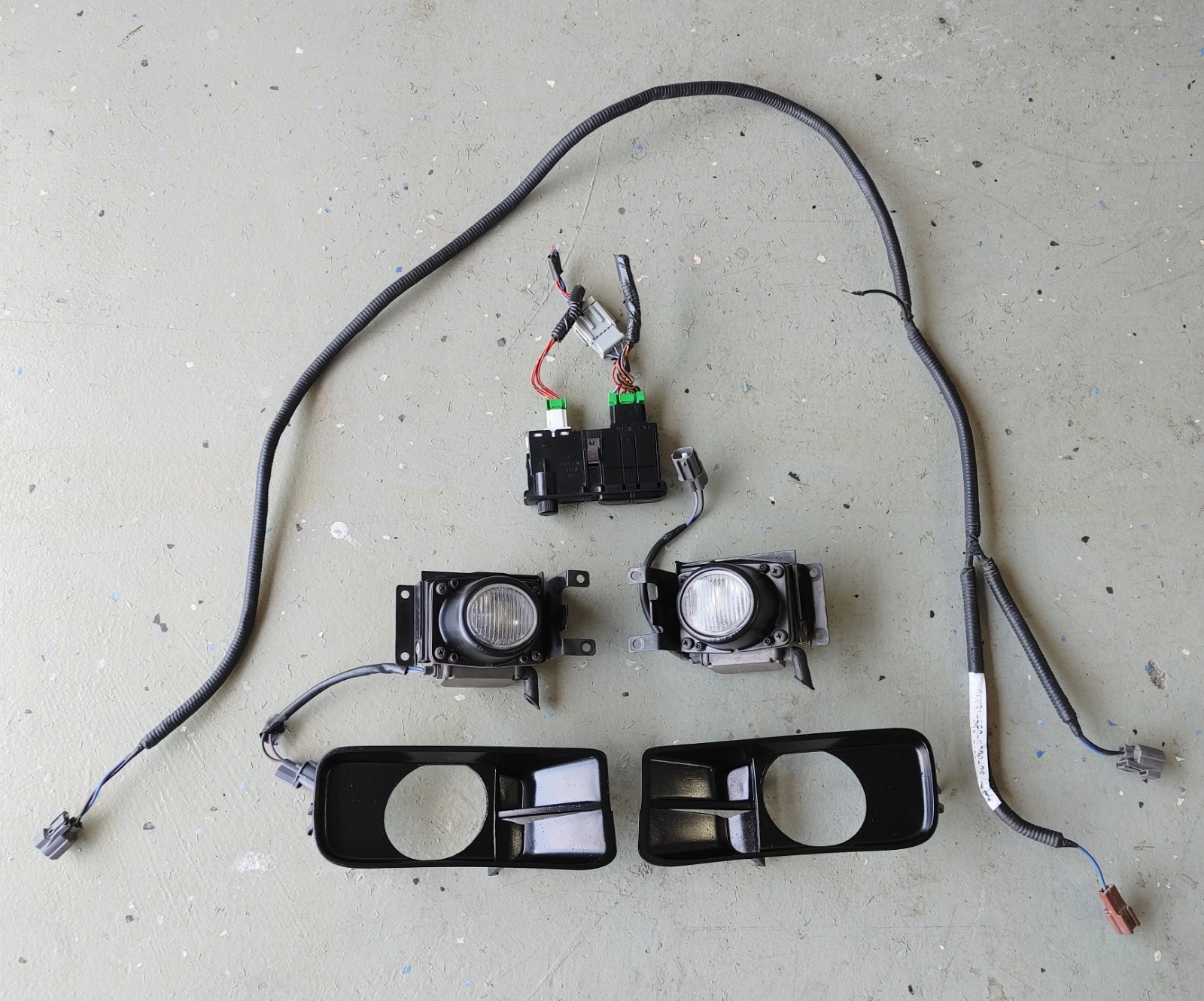 94-95 Acura Legend Coupe Factory Stanley Oem Fog Lights KA8 