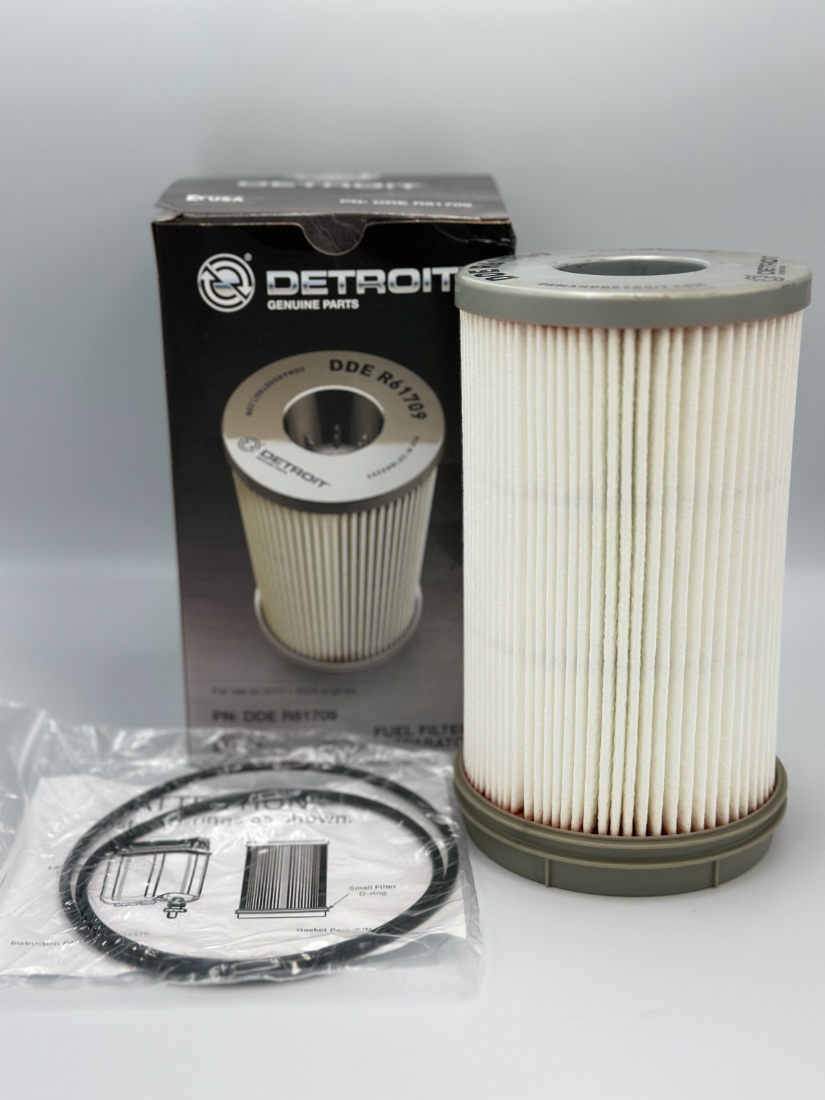 R61709 NEW OEM DETROIT DDE-R61709 FUEL FILTER WATER SEPARATOR