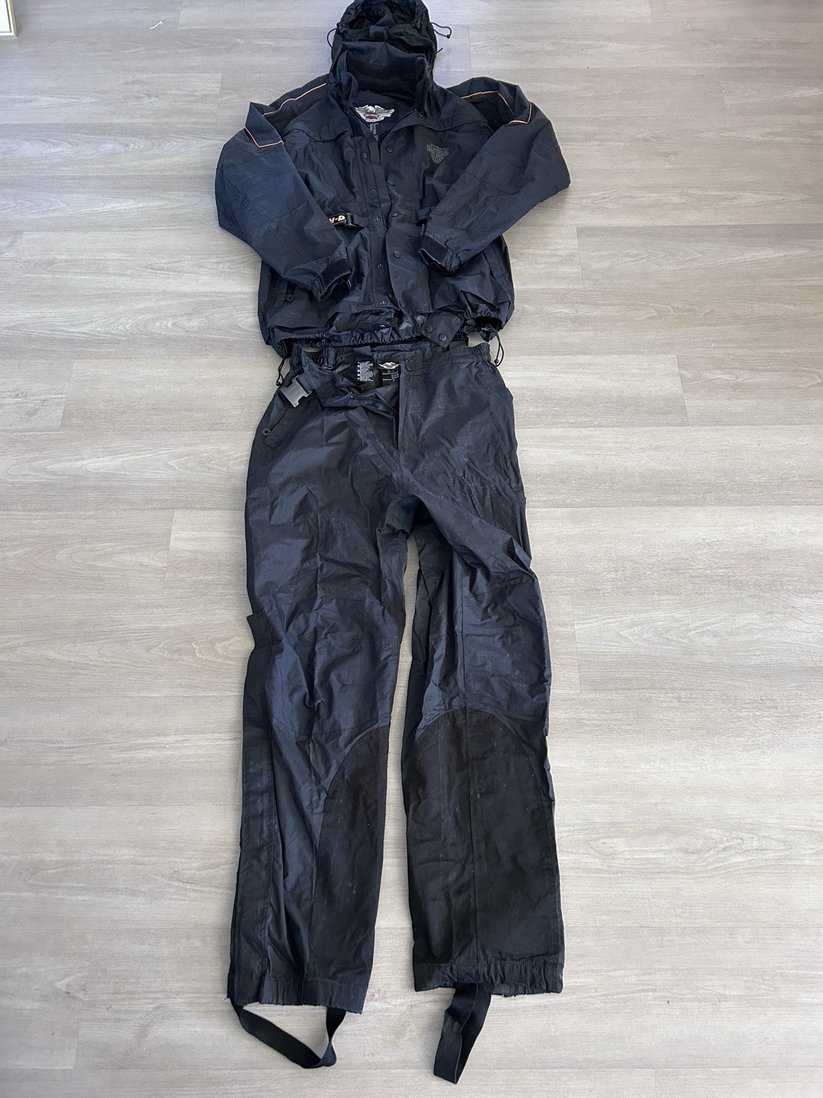 Harley-Davidson Men’s L 2-Piece Motorcycle Rain Suit Jacket Pants 97325-01VX