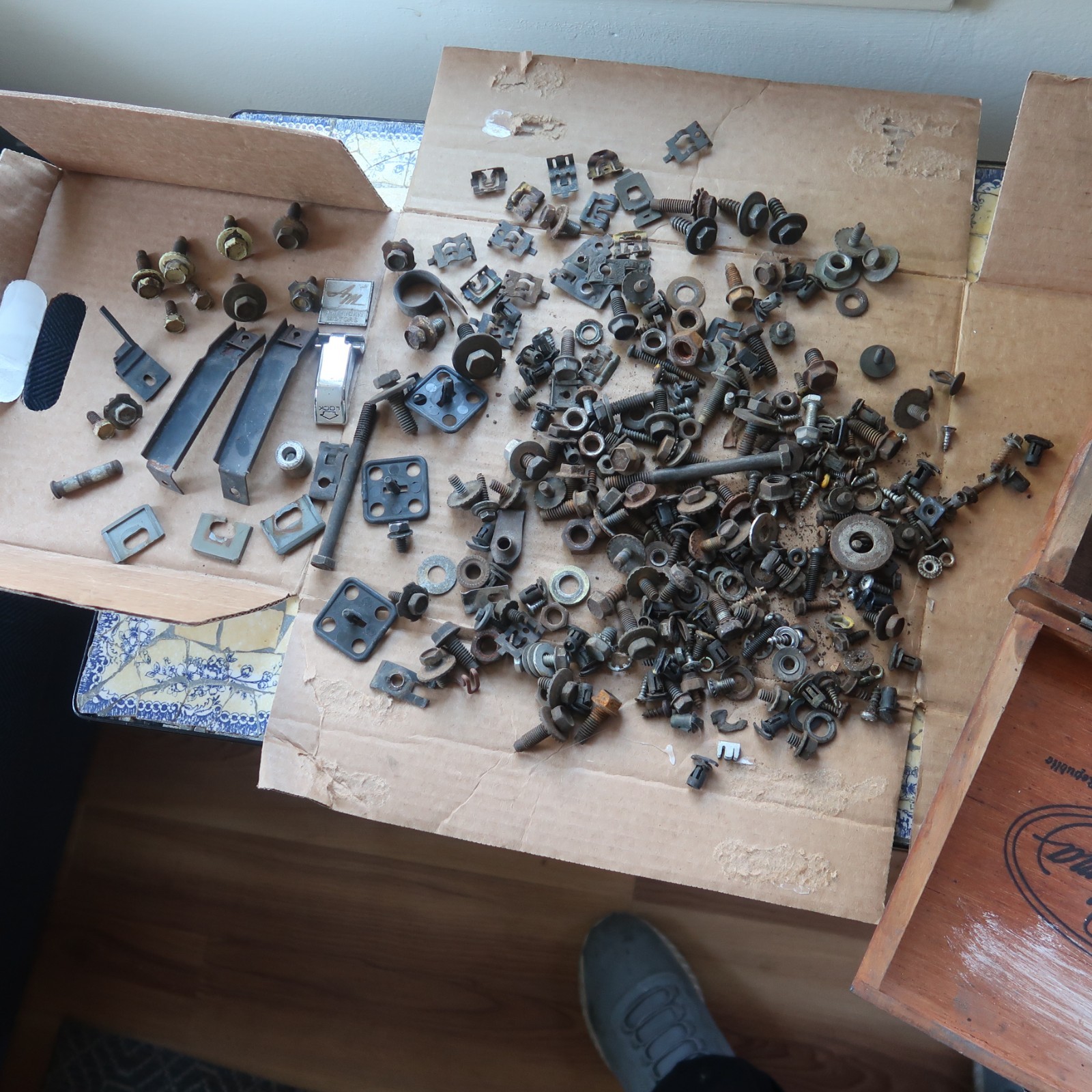 1968 1969 1970 1971 1972 1973 1974 AMC AMX Javelin Hardware Parts Lot 4LBS 1968 1969 1970 1971 1972 1973 1974 AMC AMX Javelin Hardware Parts Lot 4LBS