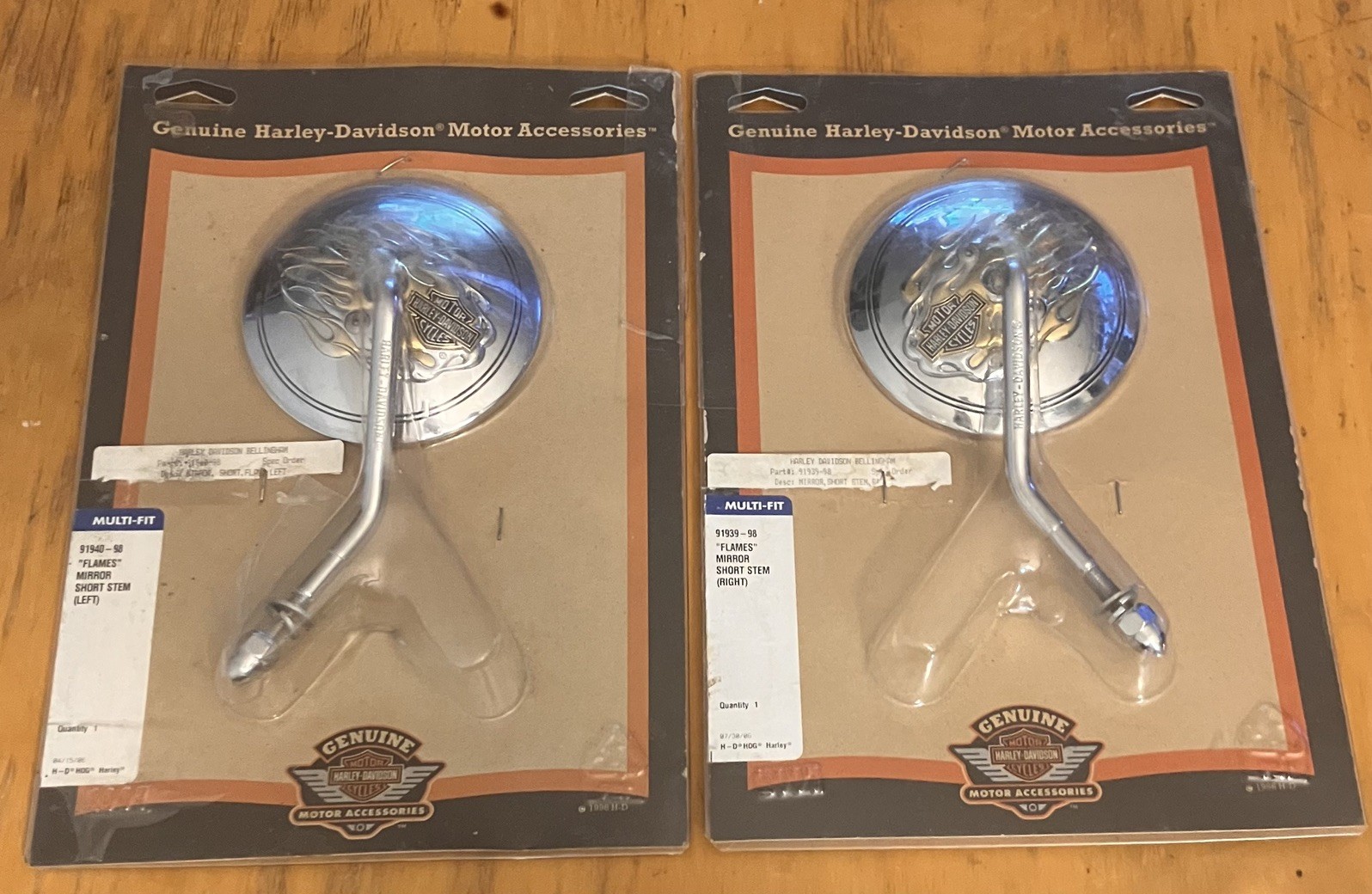 VTG OEM Harley Davidson Flames Collection Short Stem Mirrors 91940-98 / 91939-98 VTG OEM Harley Davidson Flames Collection Short Stem Mirrors 91940-98 / 91939-98