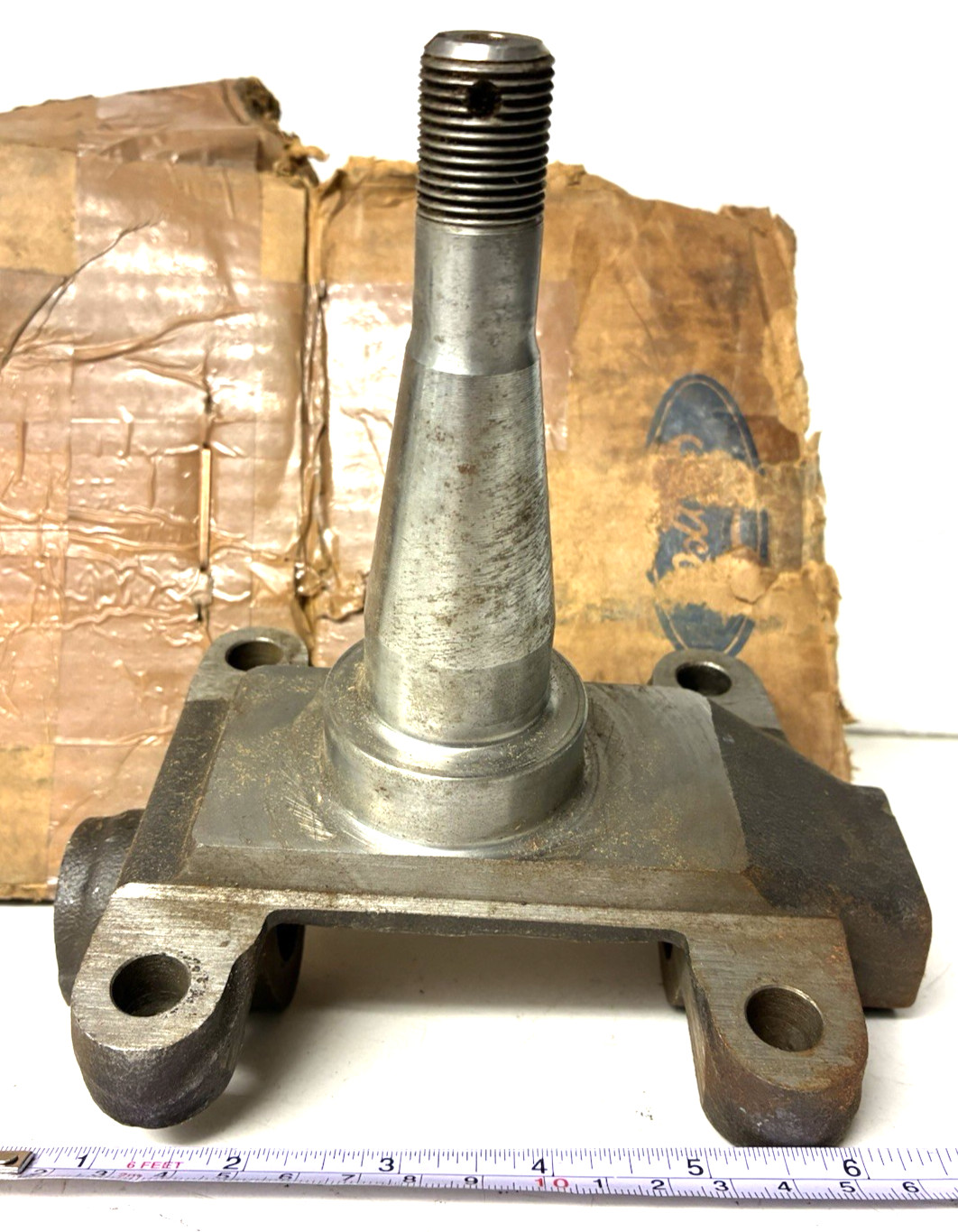 NOS 61?2?3?4?65,66 FORD F100 TRUCK SPINDLE,RH/LH,DRIVER/PASSENGER SIDE,DRUM,NEW NOS 61?2?3?4?65,66 FORD F100 TRUCK SPINDLE,RH/LH,DRIVER/PASSENGER SIDE,DRUM,NEW