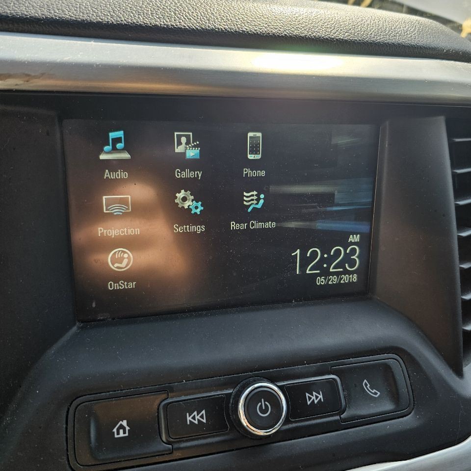 2018-2019 ACADIA RADIO DISPLAY SCREEN & CONTROL PANEL