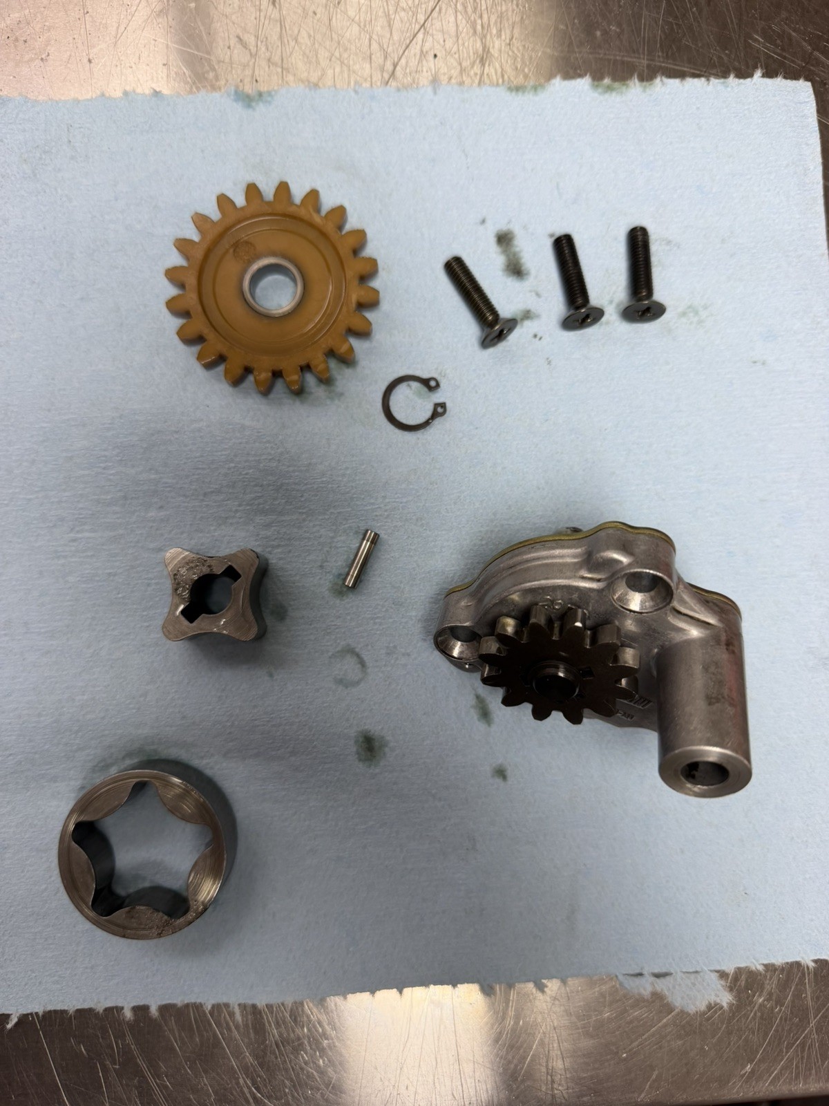 2000E 2005-2024 Suzuki DRZ400SM OEM Oil Pump Assembly00-19 DRZ400S 00-07 DRZ400E 2000E 2005-2024 Suzuki DRZ400SM OEM Oil Pump Assembly00-19 DRZ400S 00-07 DRZ400E