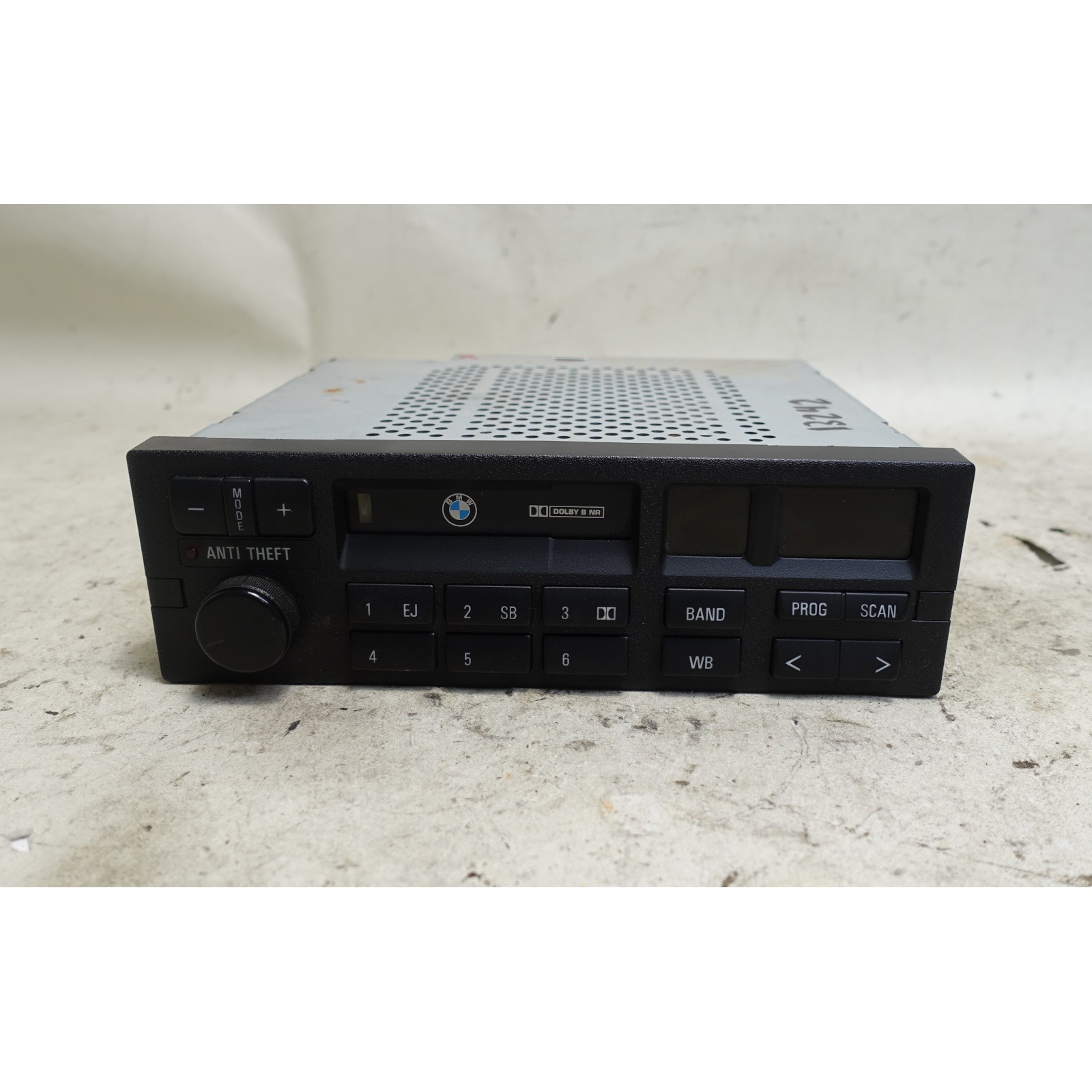 BMW E34 5-Series E32 E36 Pioneer KE-91ZBM Cassette Radio OEM 1991-1995