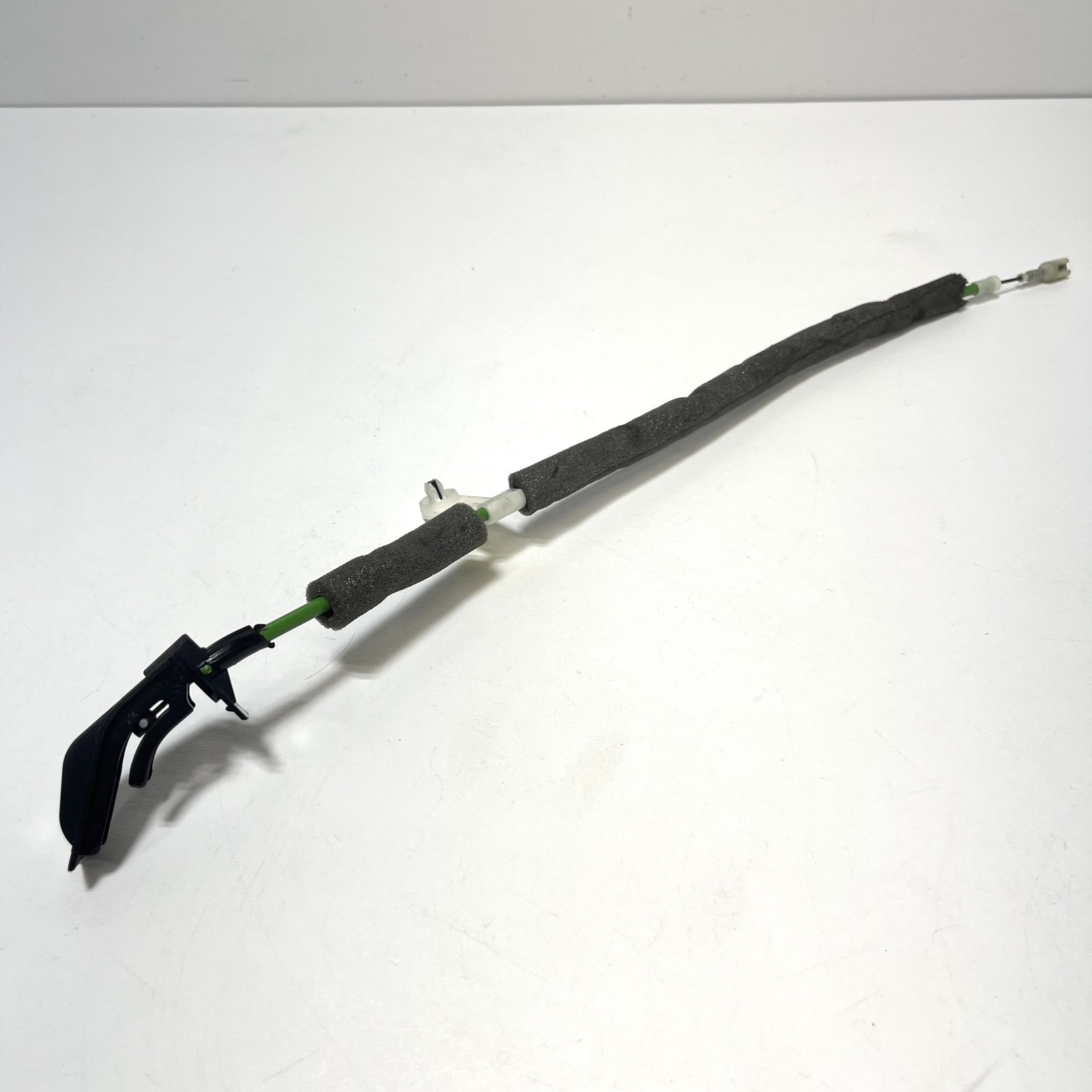 02-08 BMW 750Li Rear Right Inner Door Handle Release Bowden Cable 7024646 OEM