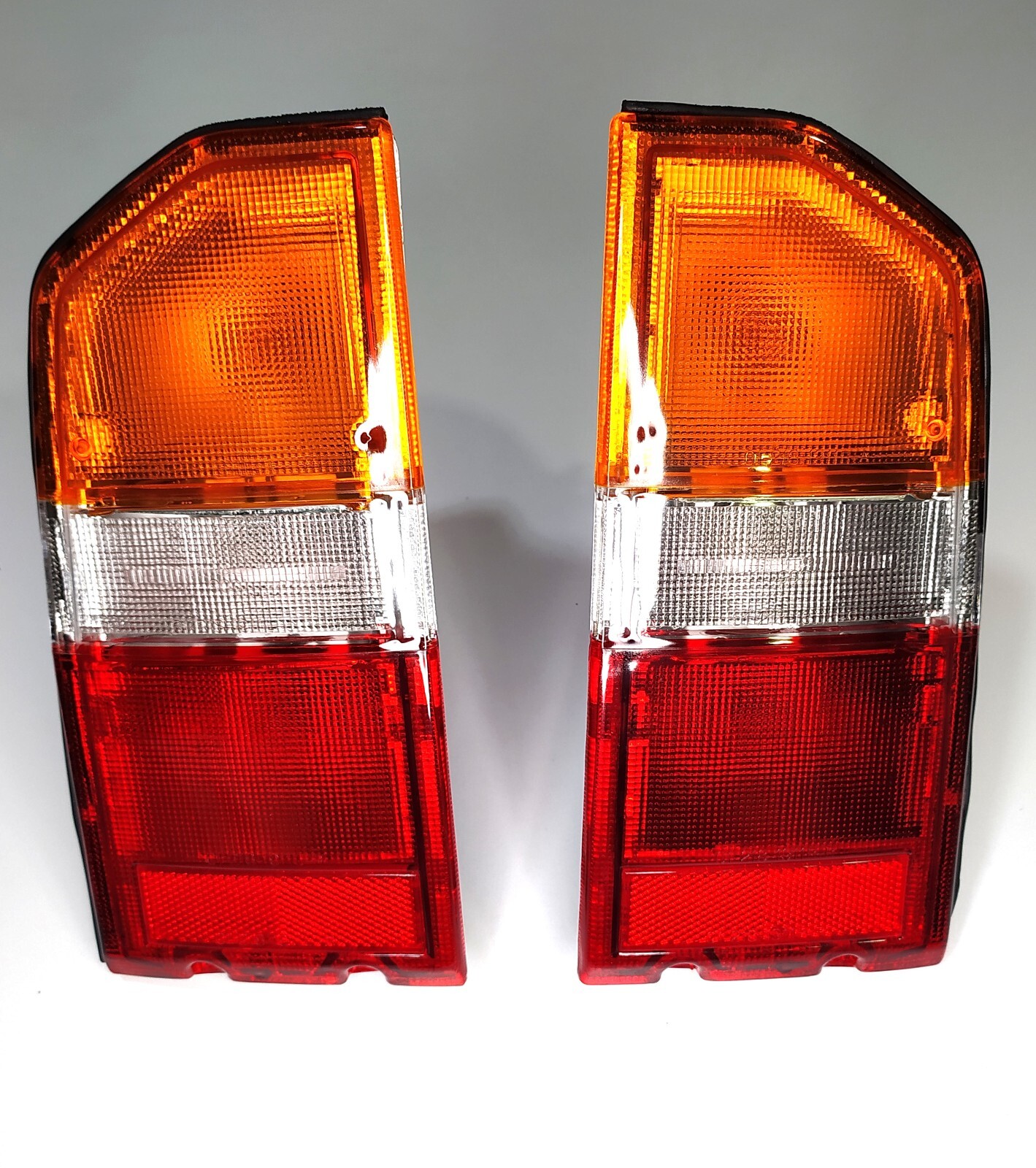 Taillights 89-96 Geo Tracker / Fits Suzuki sidekick / Vitara SET LH RH