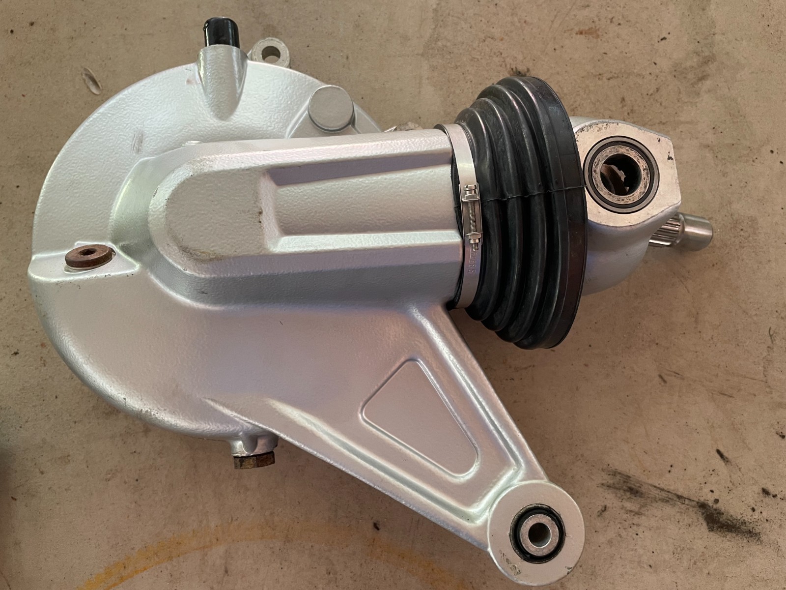 BMW R 1100R REAR AXLE FINAL DRIVE 31/11 1994 1995 1996 1997 1998 1999 2000 2001 BMW R 1100R REAR AXLE FINAL DRIVE 31/11 1994 1995 1996 1997 1998 1999 2000 2001