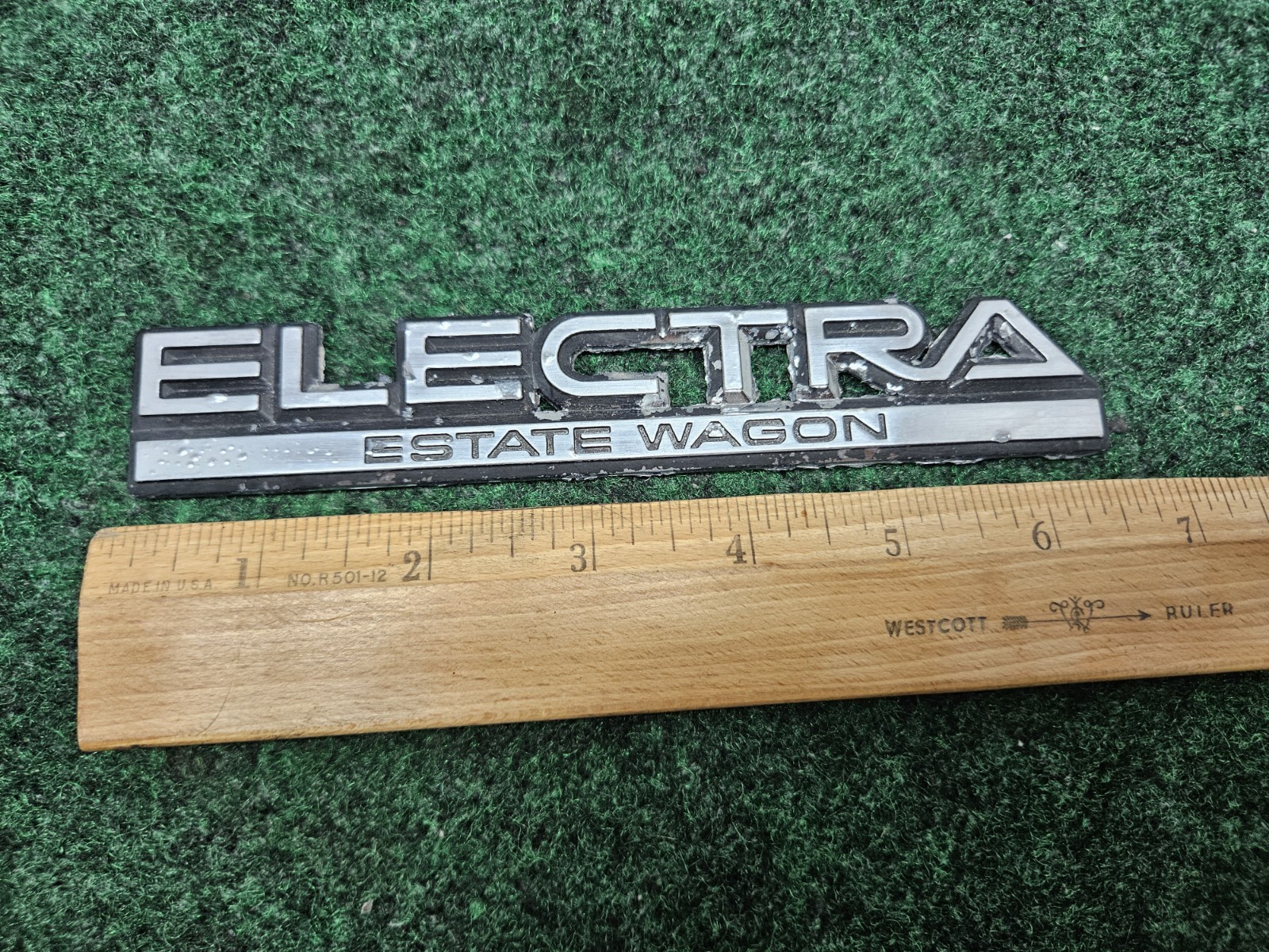 1984-1989 BUICK ELECTRA ESTATE WAGON EMBLEM LOGO BADGE SYMBOL Metal OEM JL9 1984-1989 BUICK ELECTRA ESTATE WAGON EMBLEM LOGO BADGE SYMBOL Metal OEM JL9