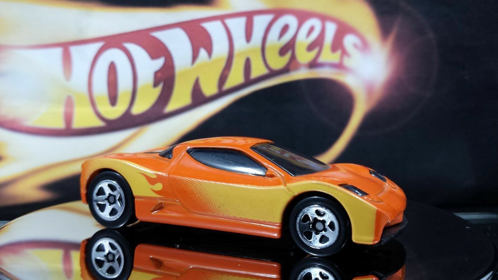 HOT WHEELS MYSTERY  ACURA HSC CONCEPT LOOSE ORANGE WITH FLAMES