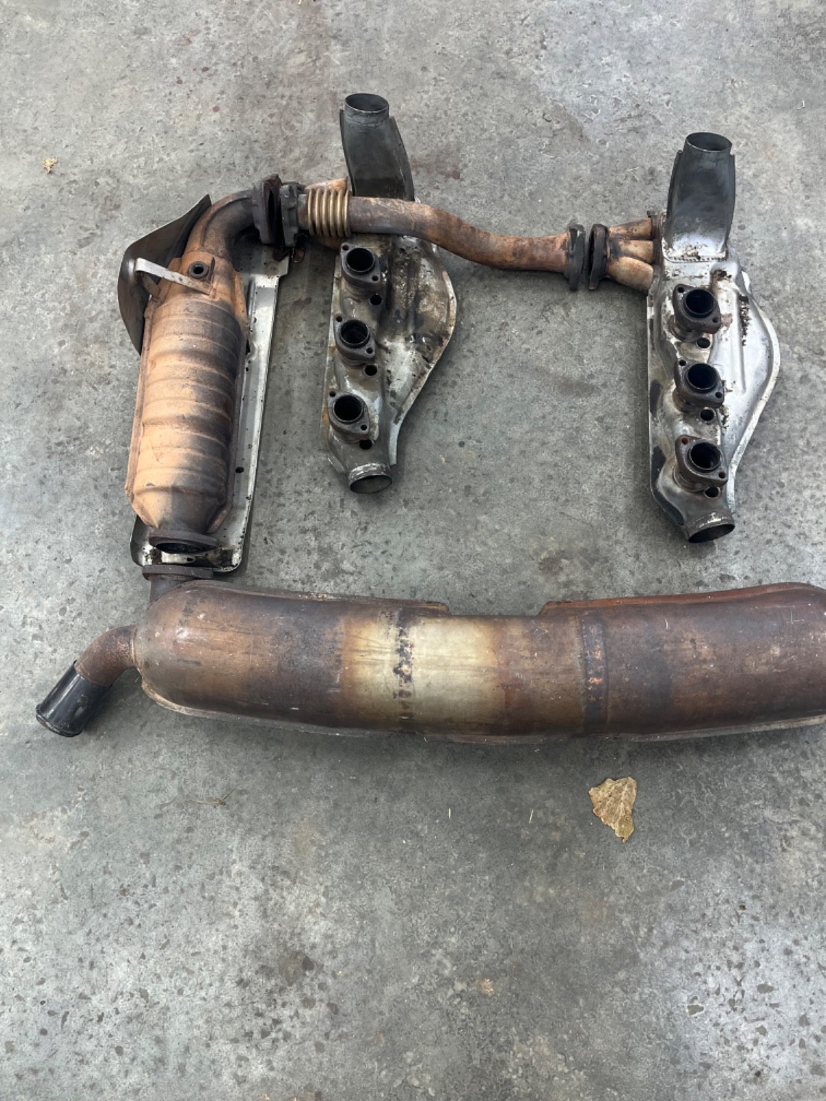 Porsche 911 Carrera 84-89 OEM 3.2 Heat Exchangers and muffler 