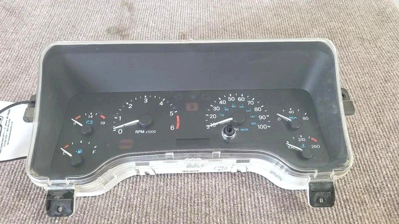 1997-2000 Jeep Wrangler Speedometer Instrument Gauge Cluster MPH Tested