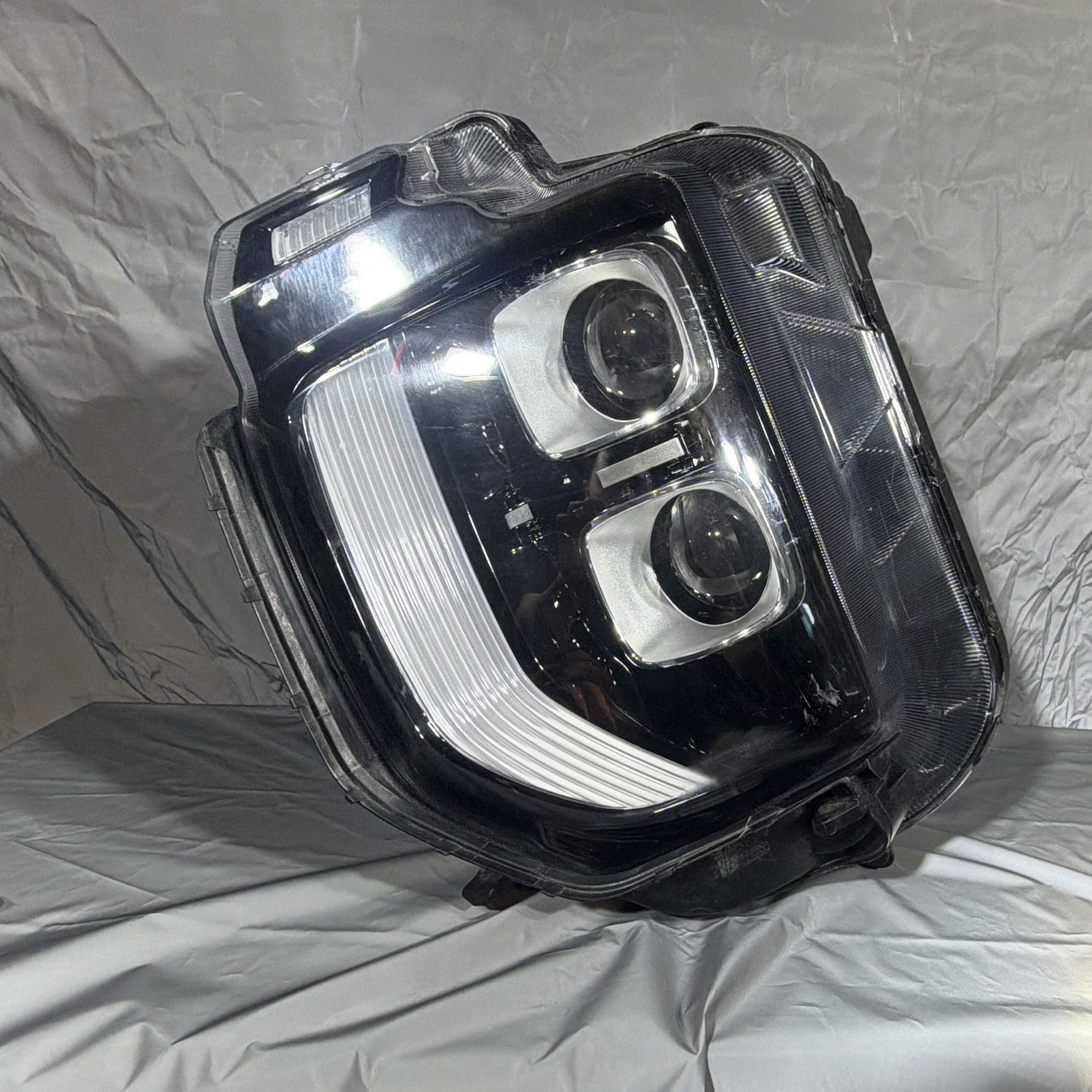 2020-2022 Hyundai Palisade Left Driver Side OEM Headlight Assembly LH Headlamp