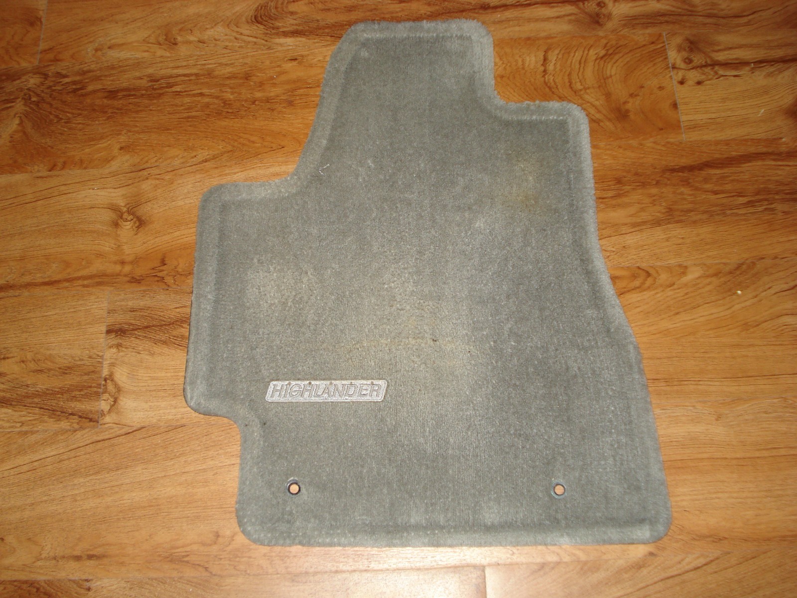 Toyota Highlander 04-07 Without 3rd Row Seat Carpet Floor Mats, $725 Value Toyota Highlander 04-07 Without 3rd Row Seat Carpet Floor Mats, $725 Value