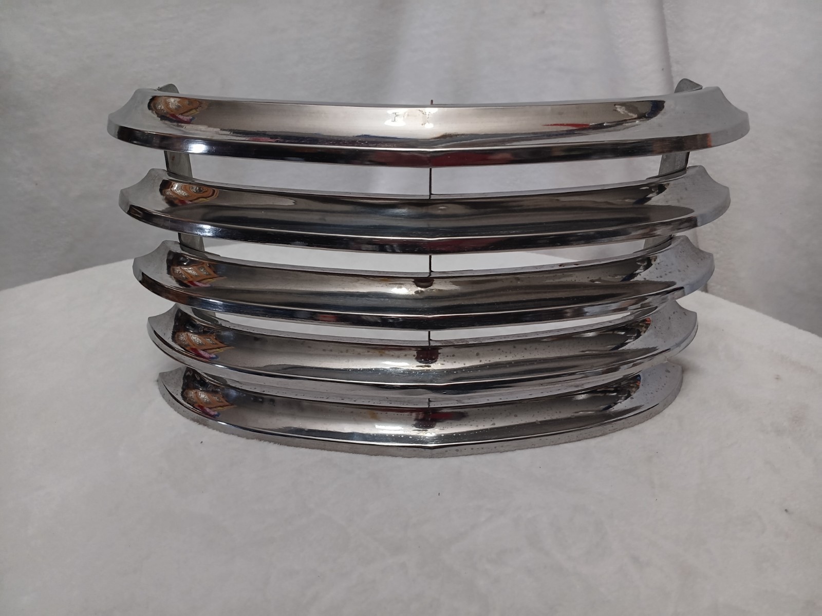 ** (1) Vintage 1940's 1941 Nash Chrome Upper Radiator Grill Assembly NOS ** (1) Vintage 1940's 1941 Nash Chrome Upper Radiator Grill Assembly NOS