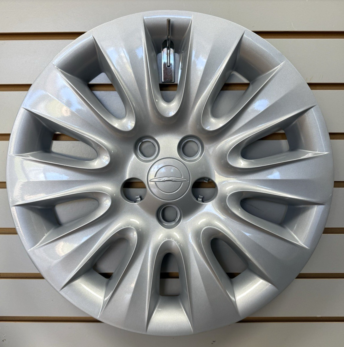 2011-2014 Chrysler 200 Bolt-on 17\
