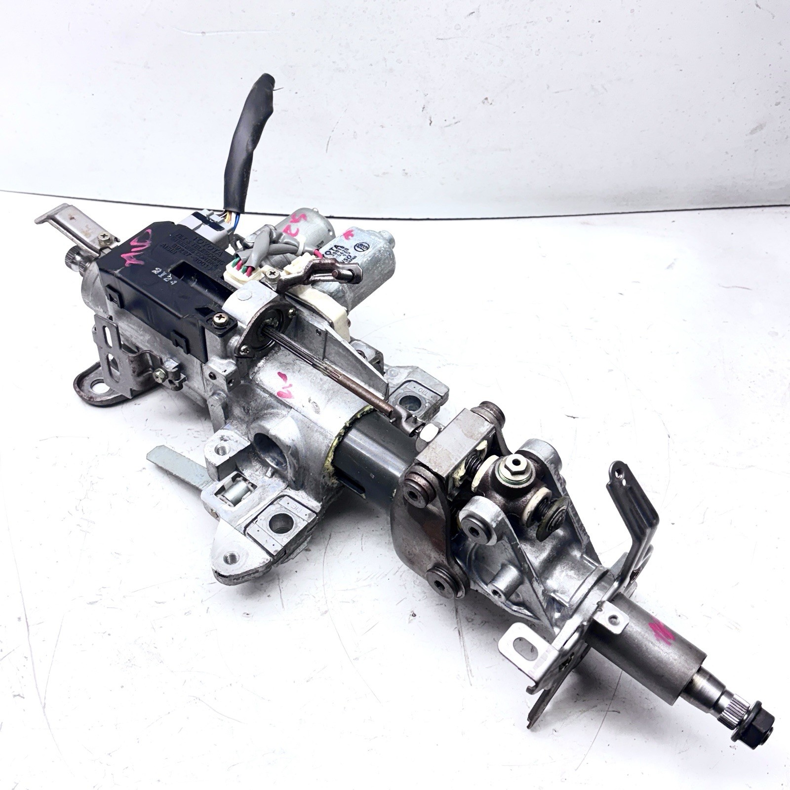 1998-2005 Lexus GS300 GS400 GS430 Telescoping Steering Column Power Column OEM 1998-2005 Lexus GS300 GS400 GS430 Telescoping Steering Column Power Column OEM