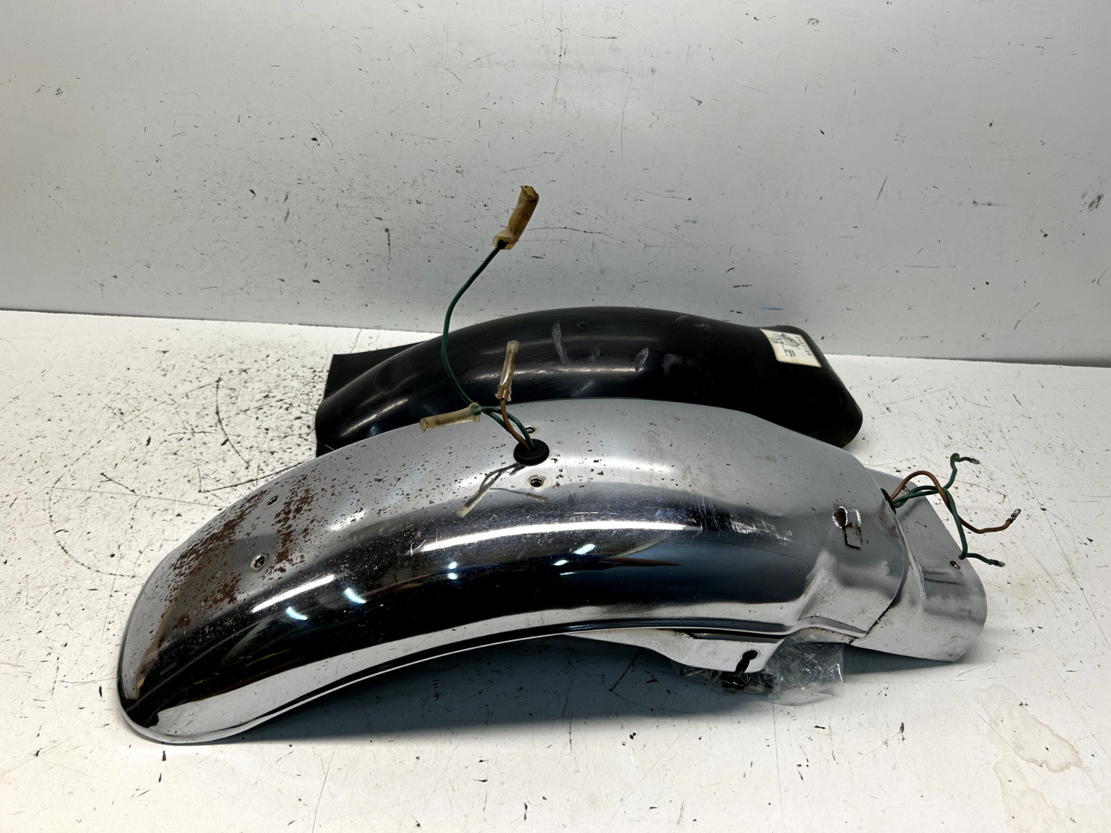 Honda cb500t cb 500 TWIN / Rear Fender and Inner Fender Assembly + Hardware