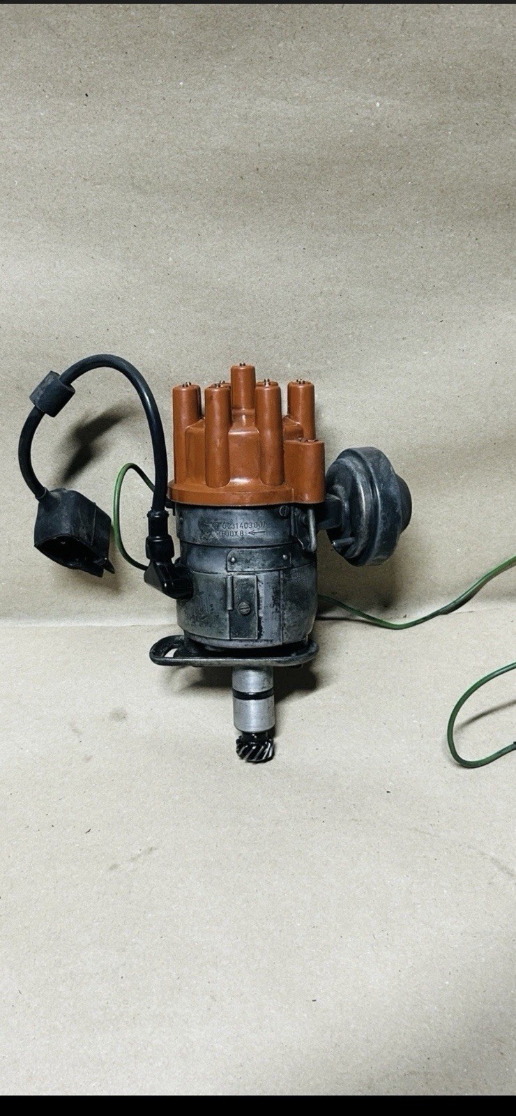 73-75 Mercedes R107 Bosch D Jet Distributor 0231403007 450SL 450SLC Genuine OEM 73-75 Mercedes R107 Bosch D Jet Distributor 0231403007 450SL 450SLC Genuine OEM