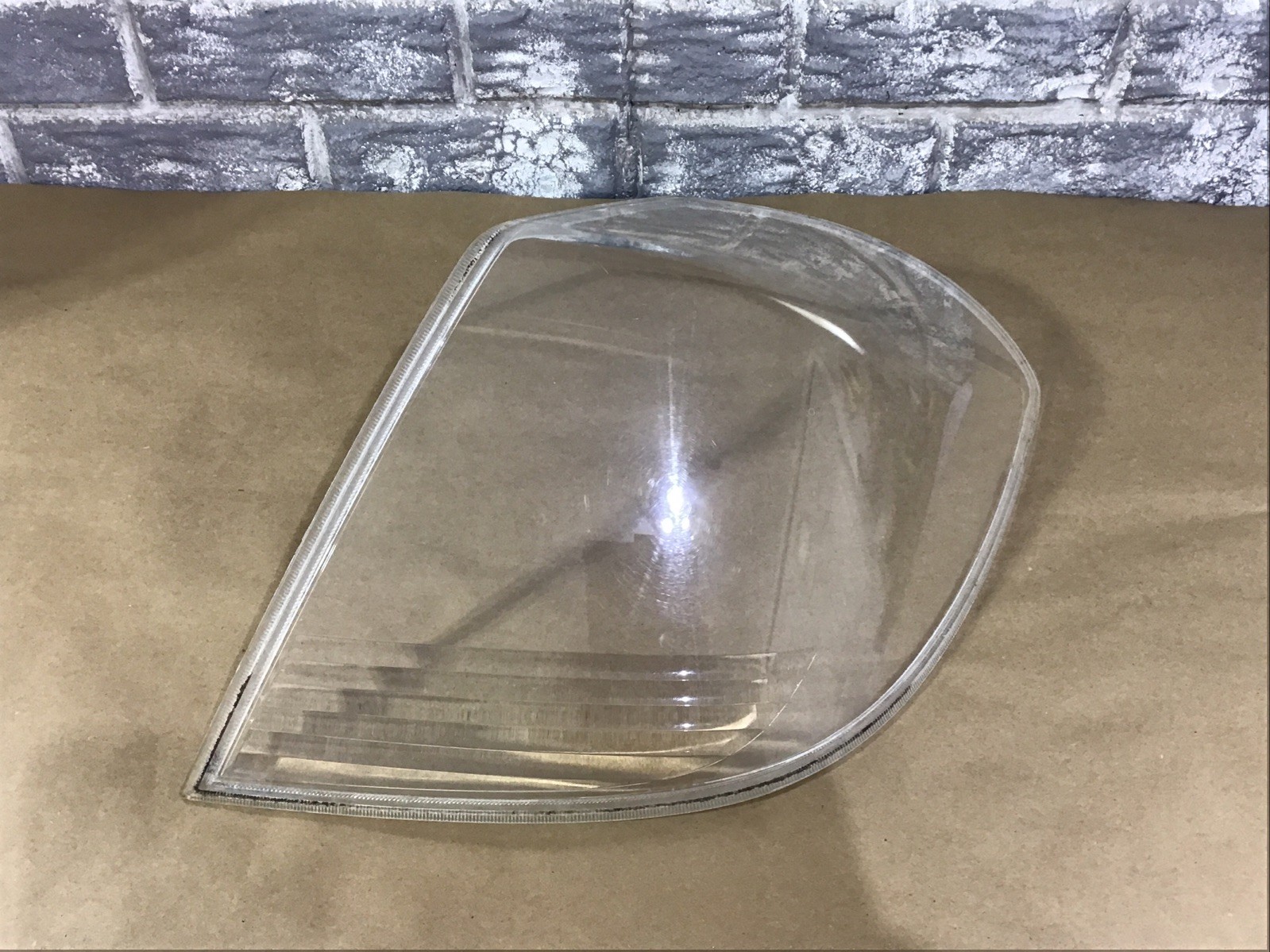 2007 2008 2009 Saturn Aura Tail Light LENS COVER Right (passenger Side) OEM.