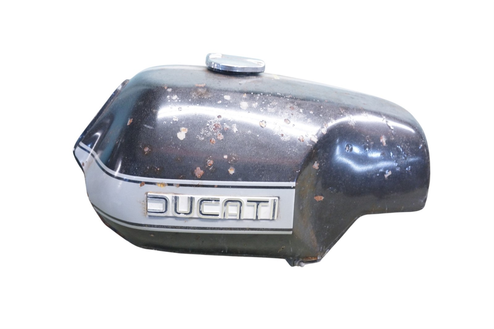 1975 Ducati 860 GT 860GT Super Sport Bevel DM Desmo *2904A Gas Tank