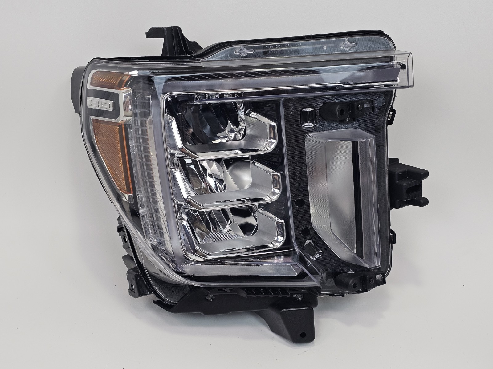 2020-2023 GMC Sierra 2500 3500 SLE BASE LED Headlight RH Right GENUINE OEM 2020-2023 GMC Sierra 2500 3500 SLE BASE LED Headlight RH Right GENUINE OEM