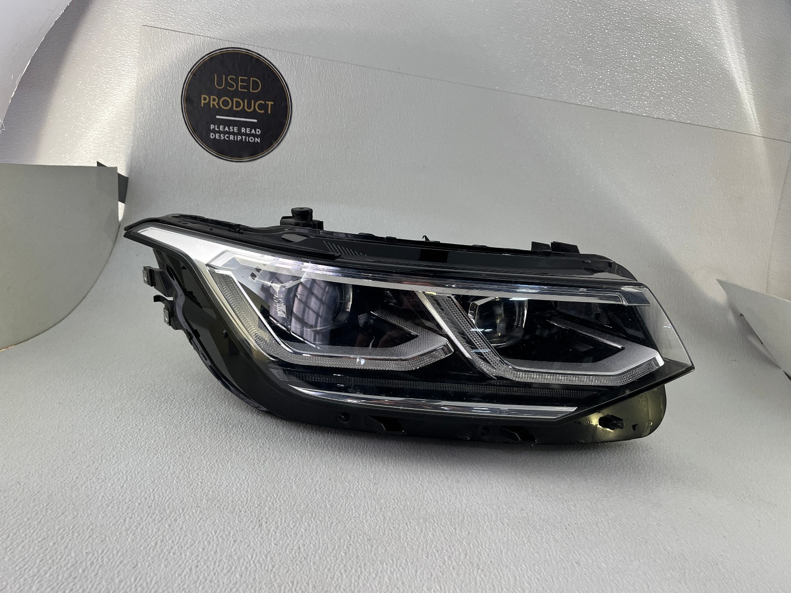 OEM | 2022-2024 Volkswagen Tiguan LED Headlight (Right,Passenger) OEM | 2022-2024 Volkswagen Tiguan LED Headlight (Right,Passenger)