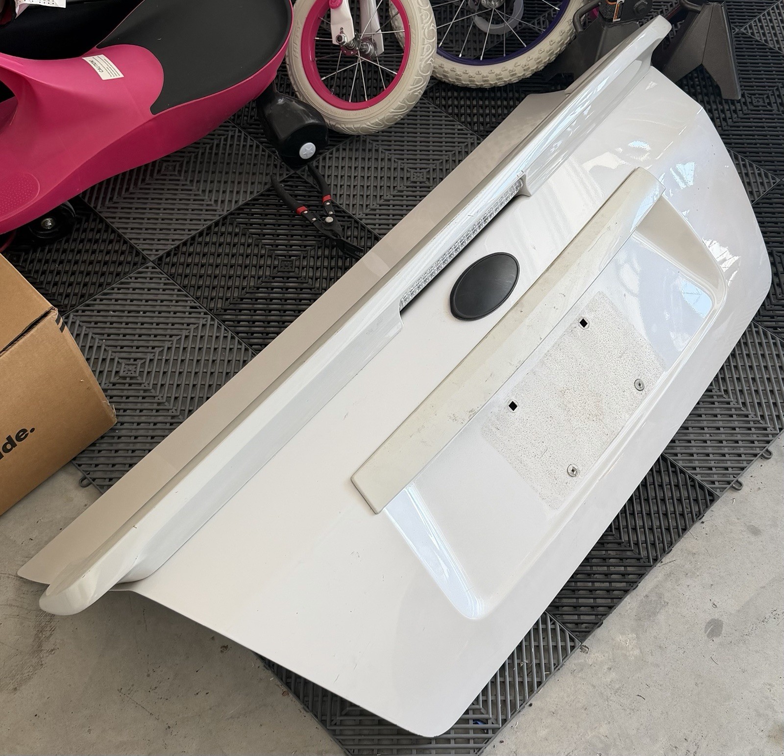 2008-2014 Subaru WRX Trunk, Satin White Pearl