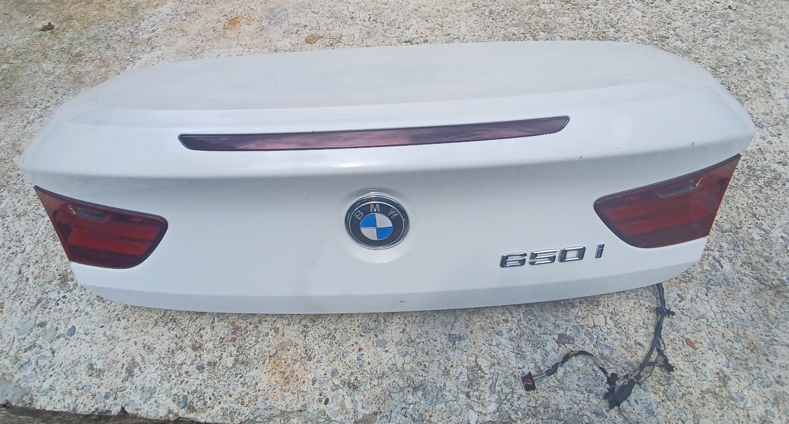 NO SHIPPING 2012-2018 BMW 650I CONVERTIBLE TRUNK LID LOCAL PICK UP ONLY NO SHIPPING 2012-2018 BMW 650I CONVERTIBLE TRUNK LID LOCAL PICK UP ONLY