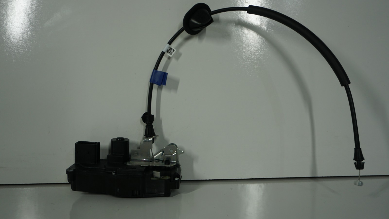 2012-2025 Tesla Model S Latch Assembly Front Right New OEM 1607991-00-E
