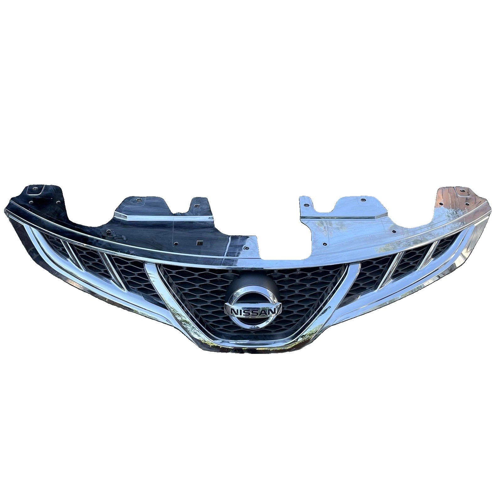 2011-14 Nissan Murano Chrome Front Grille Used 2011-14 Nissan Murano Chrome Front Grille Used