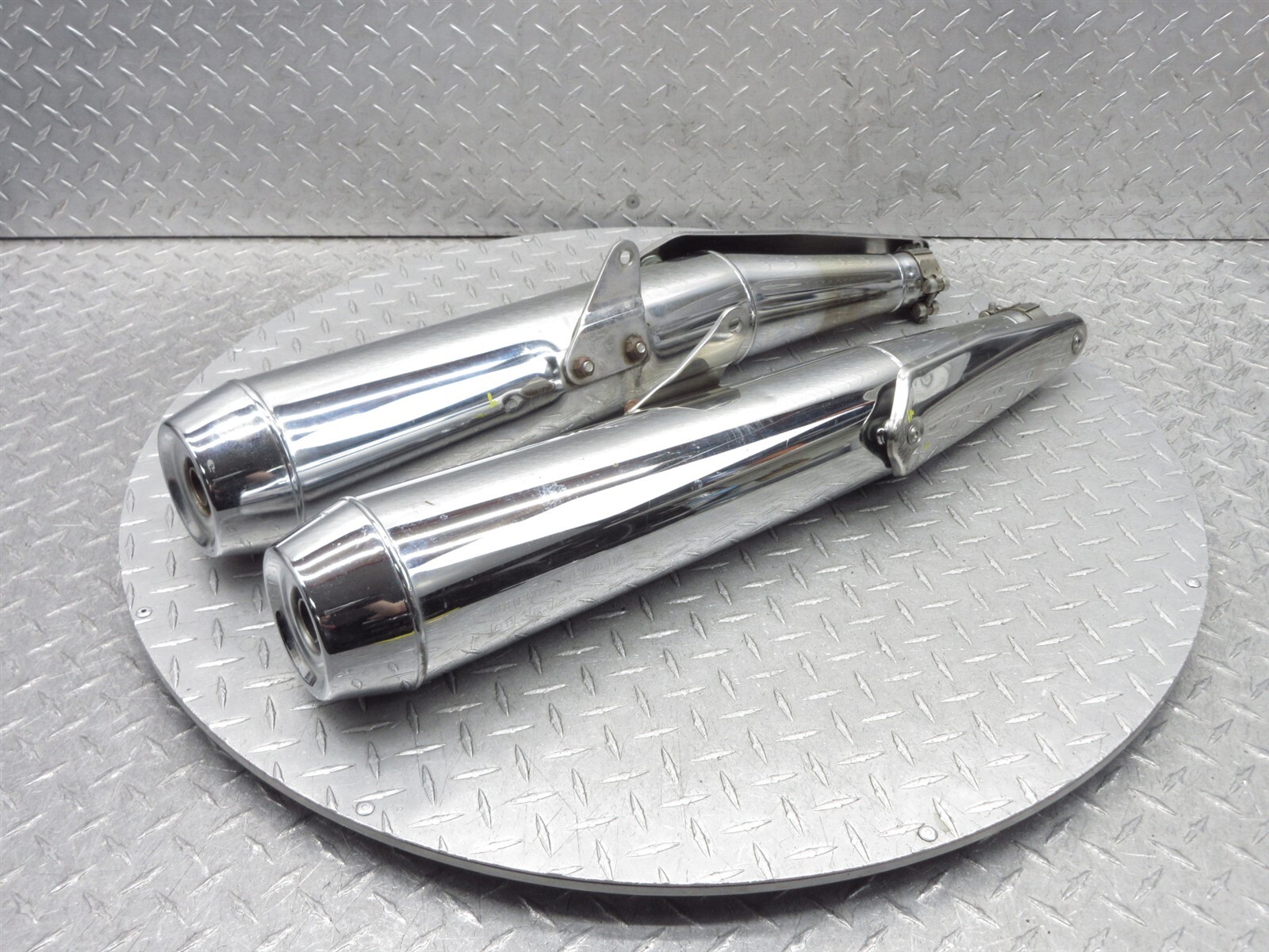 2011 08-13 Moto Guzzi V7 LL Stone Left Right Exhaust Muffler Pipe Silencer Pair