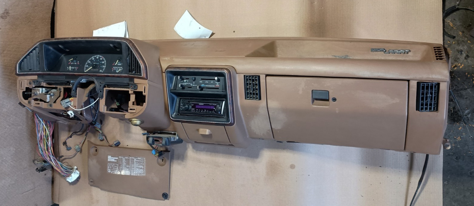 1987-1991 FORD F150 F-150 DASHBOARD COMPLETE OEM ASSEMBLY BROWN