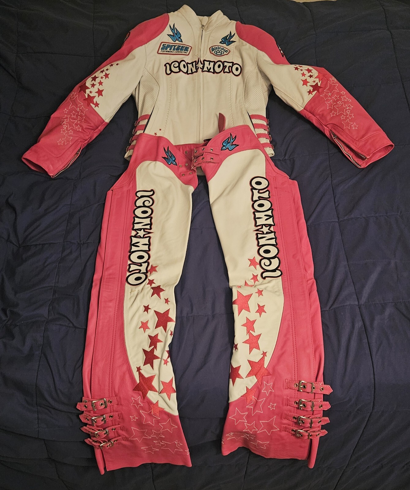 🏍 ICON MOTO GOGO BOMBSHELL LEAHTER JACKET & MATCHING CHAPS SEXY PINK & WHITE 🏍