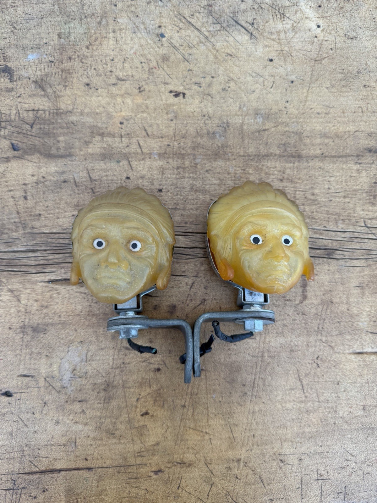 Vintage Indian Head Taillight Chopper Bobber Harley-Davidson Indian Pair Custom Vintage Indian Head Taillight Chopper Bobber Harley-Davidson Indian Pair Custom