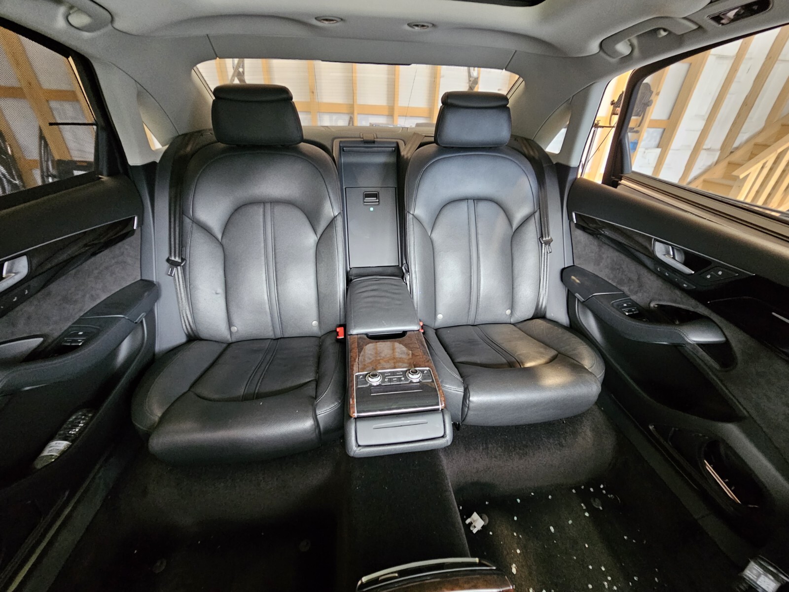 2011-2018 AUDI A8L REAR RECLINING SEATS BLACK WITH REAR DOOR PANNELS