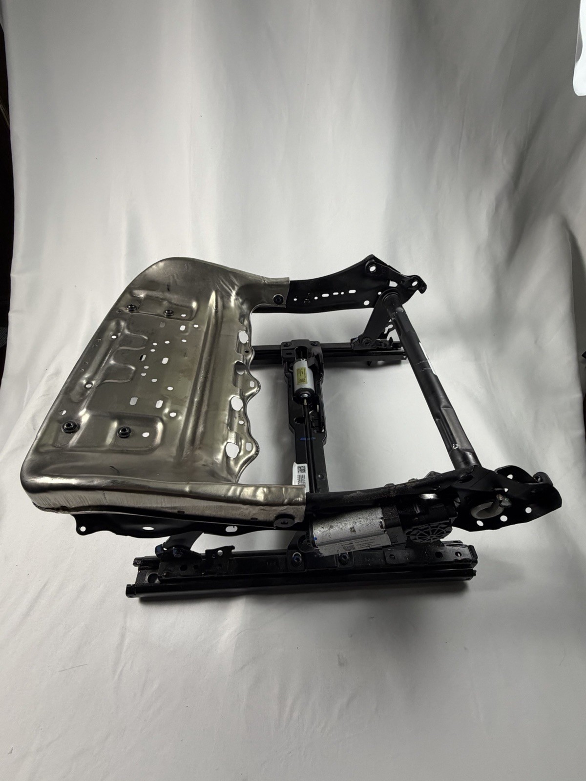 OEM GM Used Drivers Sear Cushion Frame #13513017 OEM GM Used Drivers Sear Cushion Frame #13513017