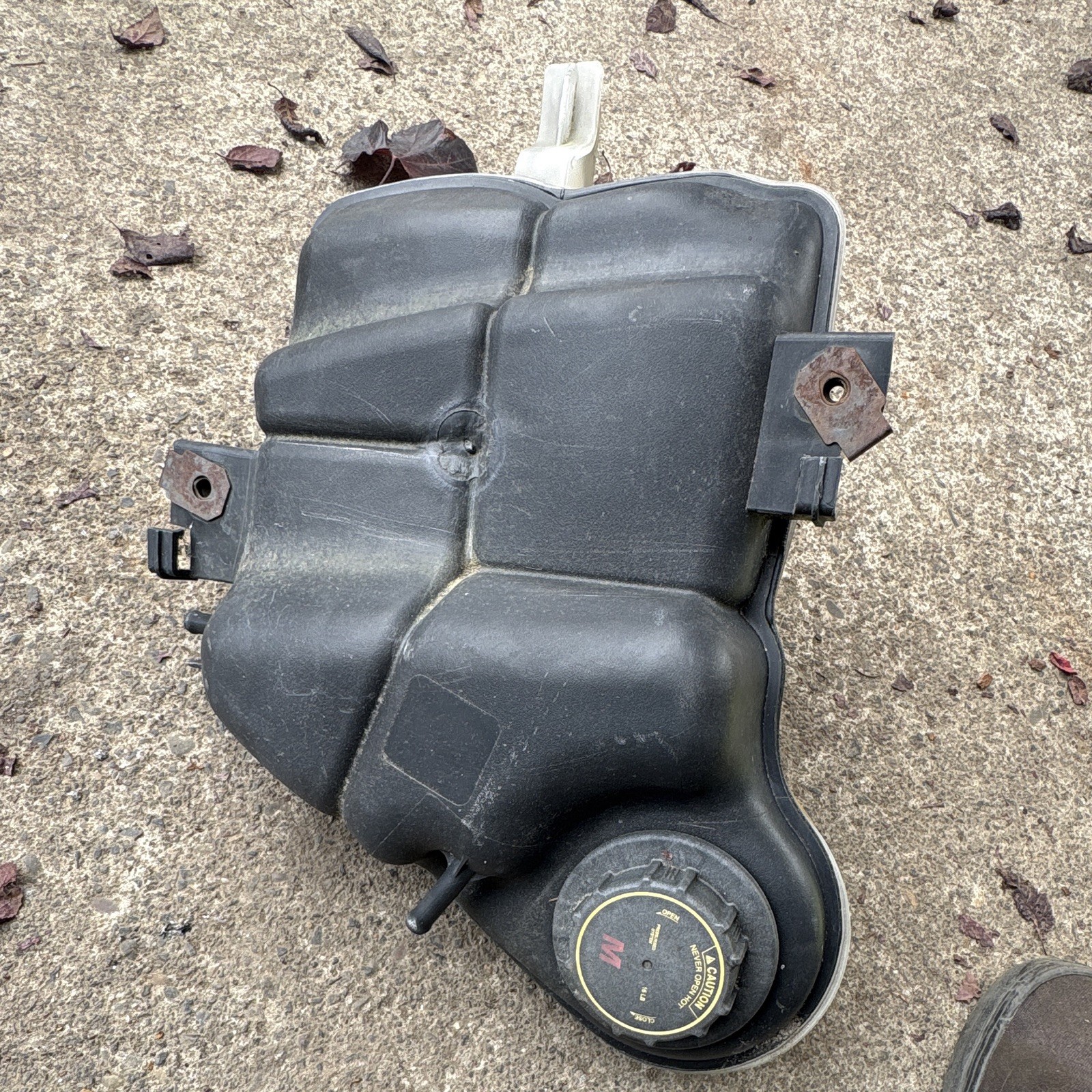 2006 F350 Coolant Expansion Tank Reservoir