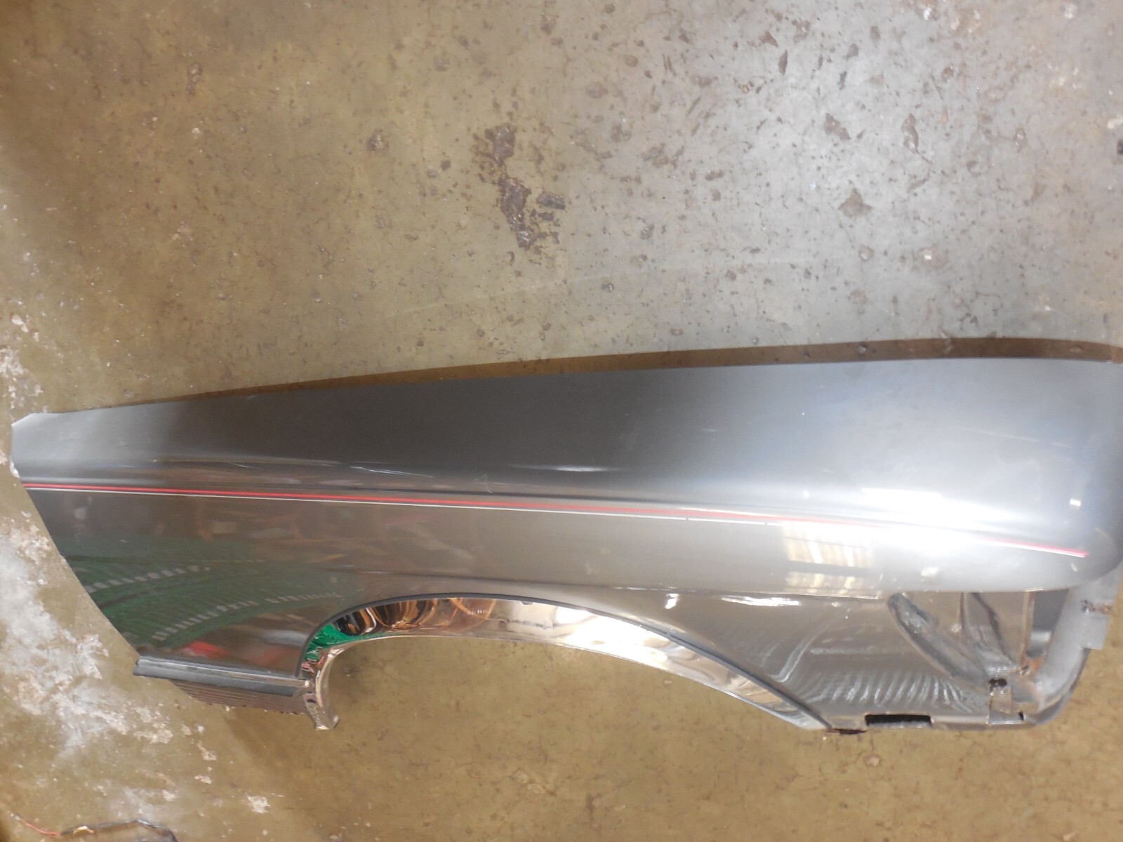 Front Right Fender 1972-1989 Mercedes Benz R107 450SL 380SL 560SL PICK UP ONLY