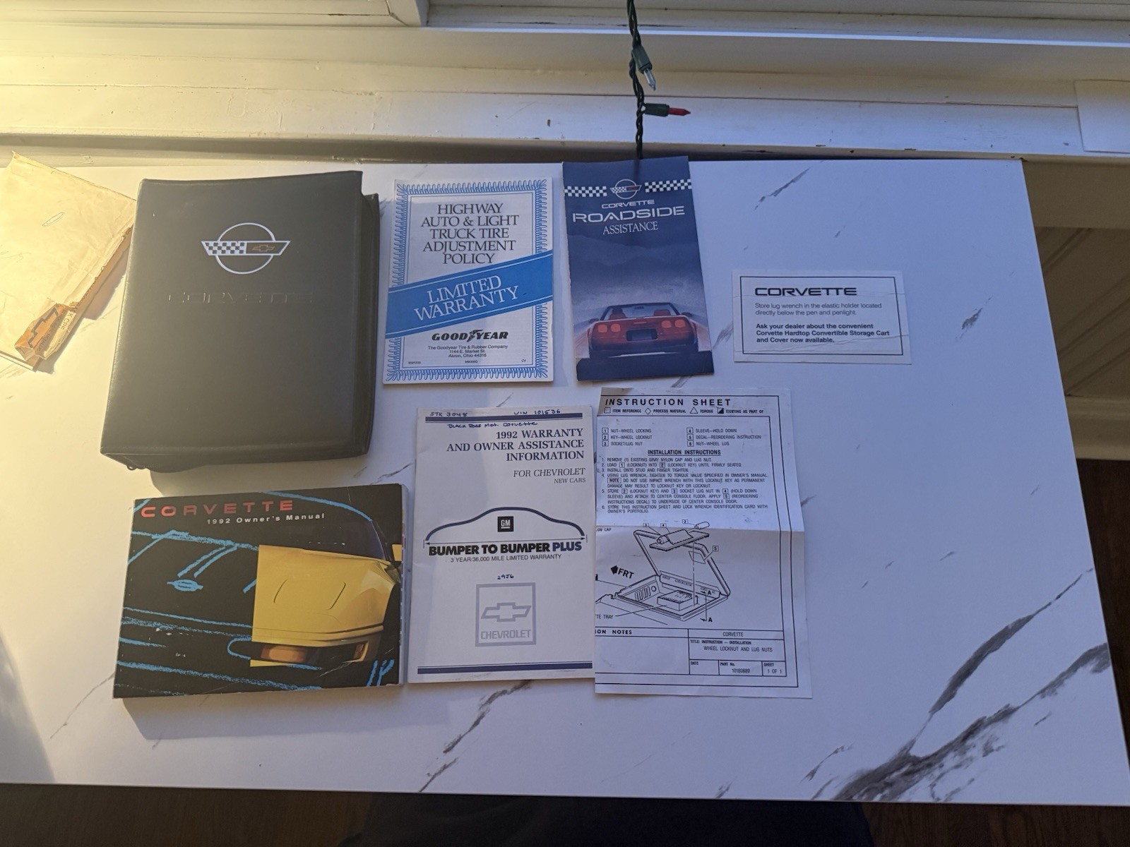1992 Chevrolet Corvette C4 OEM Owners Manual Book Set Case Original Pen