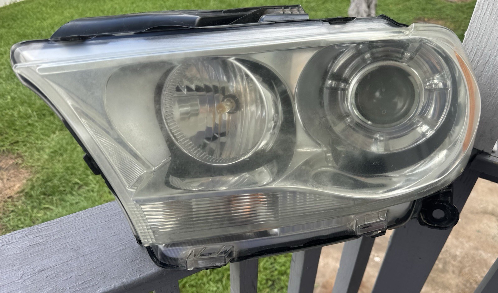 2011- 2013 Dodge Durango LH Driver Side Xenon HID Headlight Lamp 68086319AB OEM 2011- 2013 Dodge Durango LH Driver Side Xenon HID Headlight Lamp 68086319AB OEM
